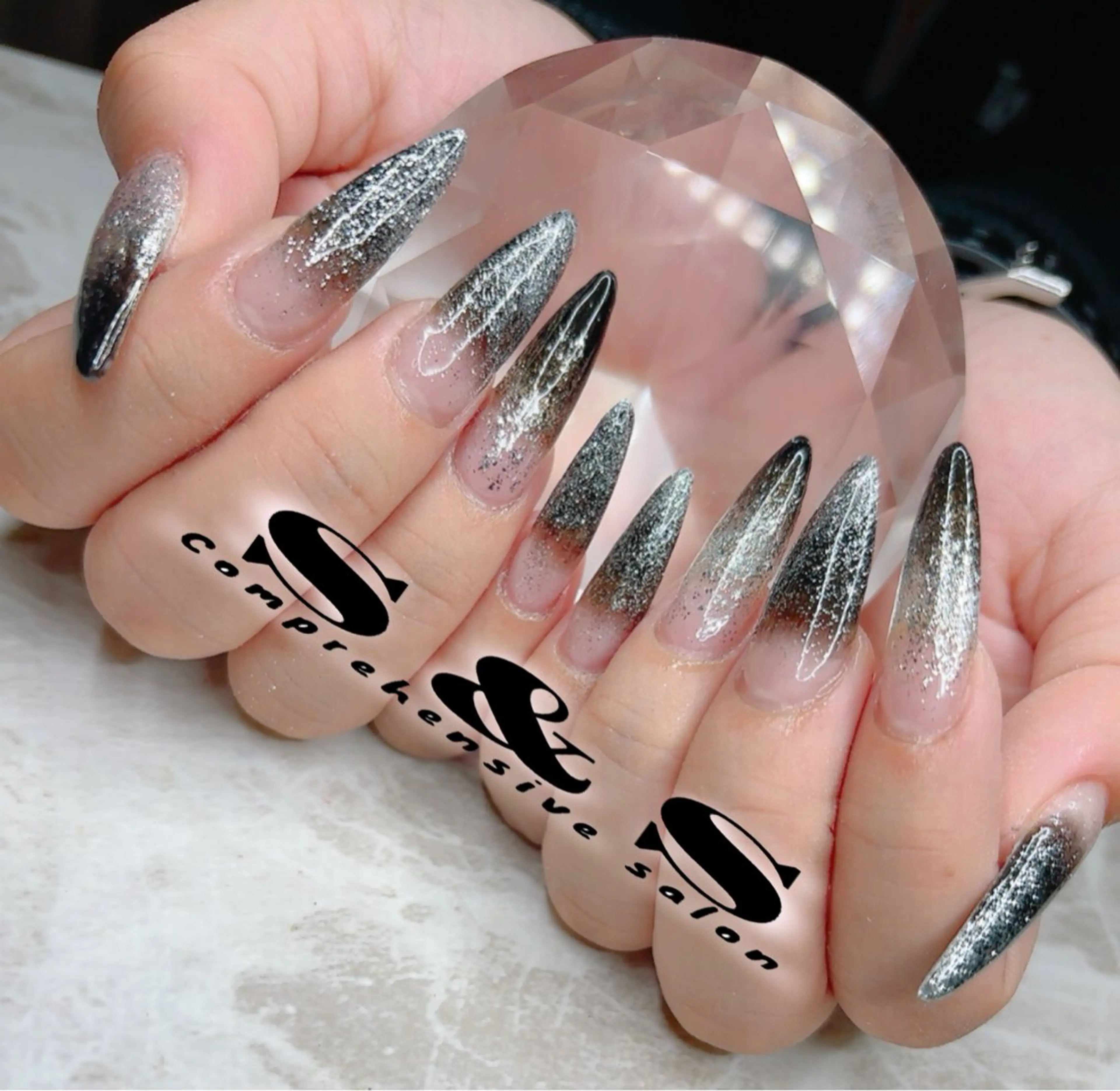 ネイル 長さ出し メンズネイル 持ち込み S&S 村田小百合のネイルデザイン