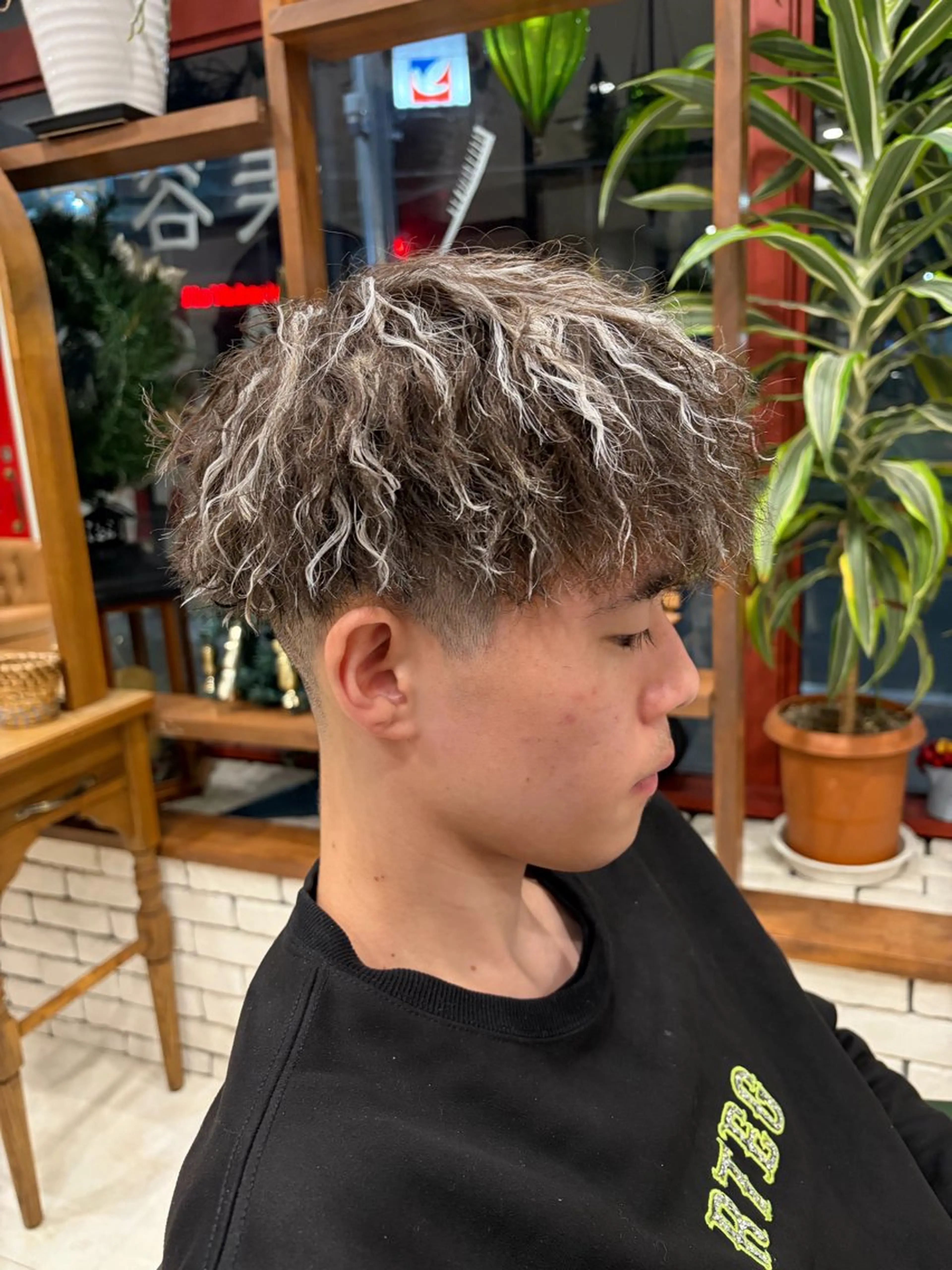 【新規限定】カット+ツイストスパイラルパーマの写真