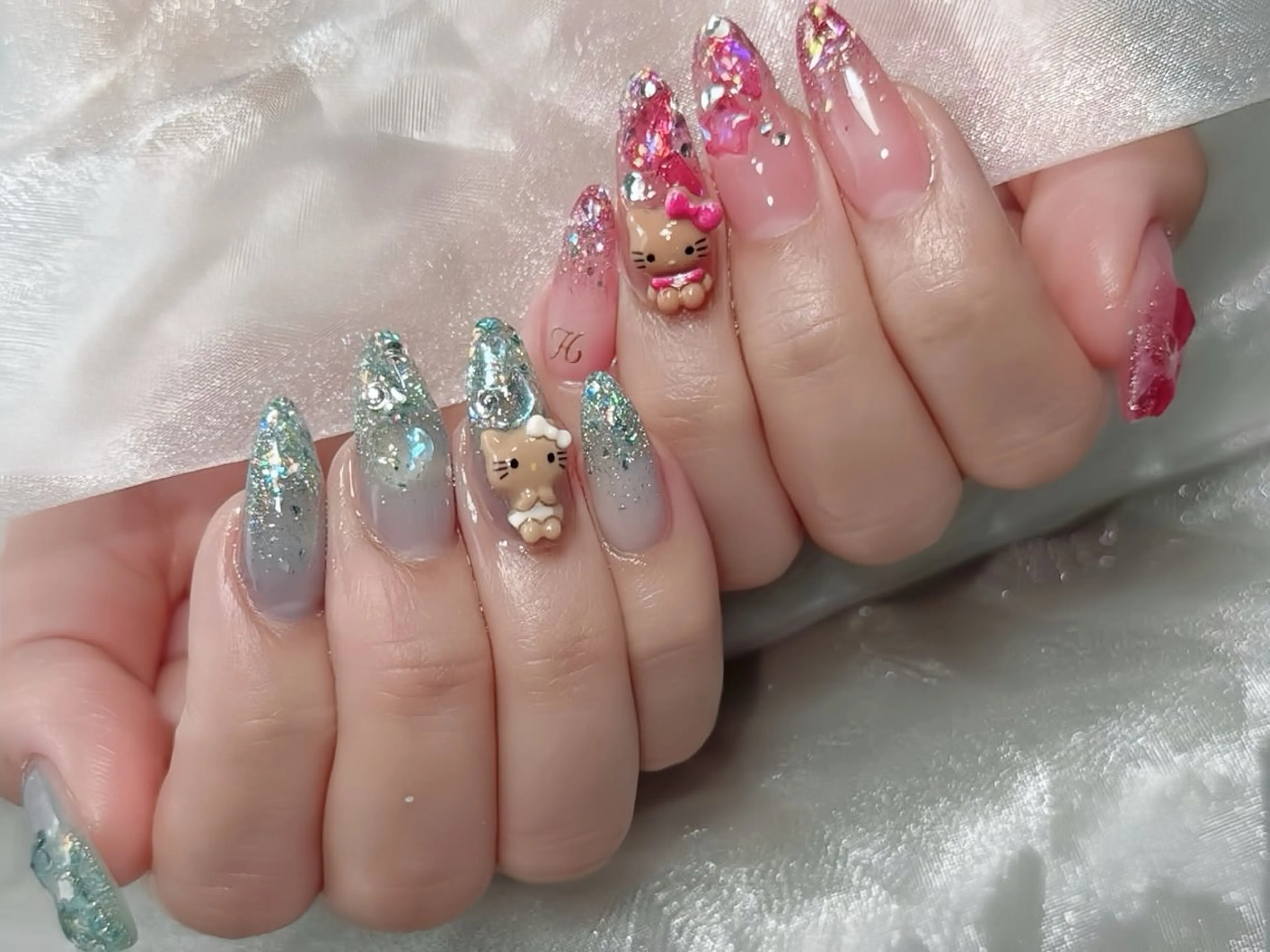 ネイル アートネイル フレンチネイル ジェルネイル 韓国ネイル ミラーネイル ハンドネイル Rin Nail 新大久保店のネイルデザイン