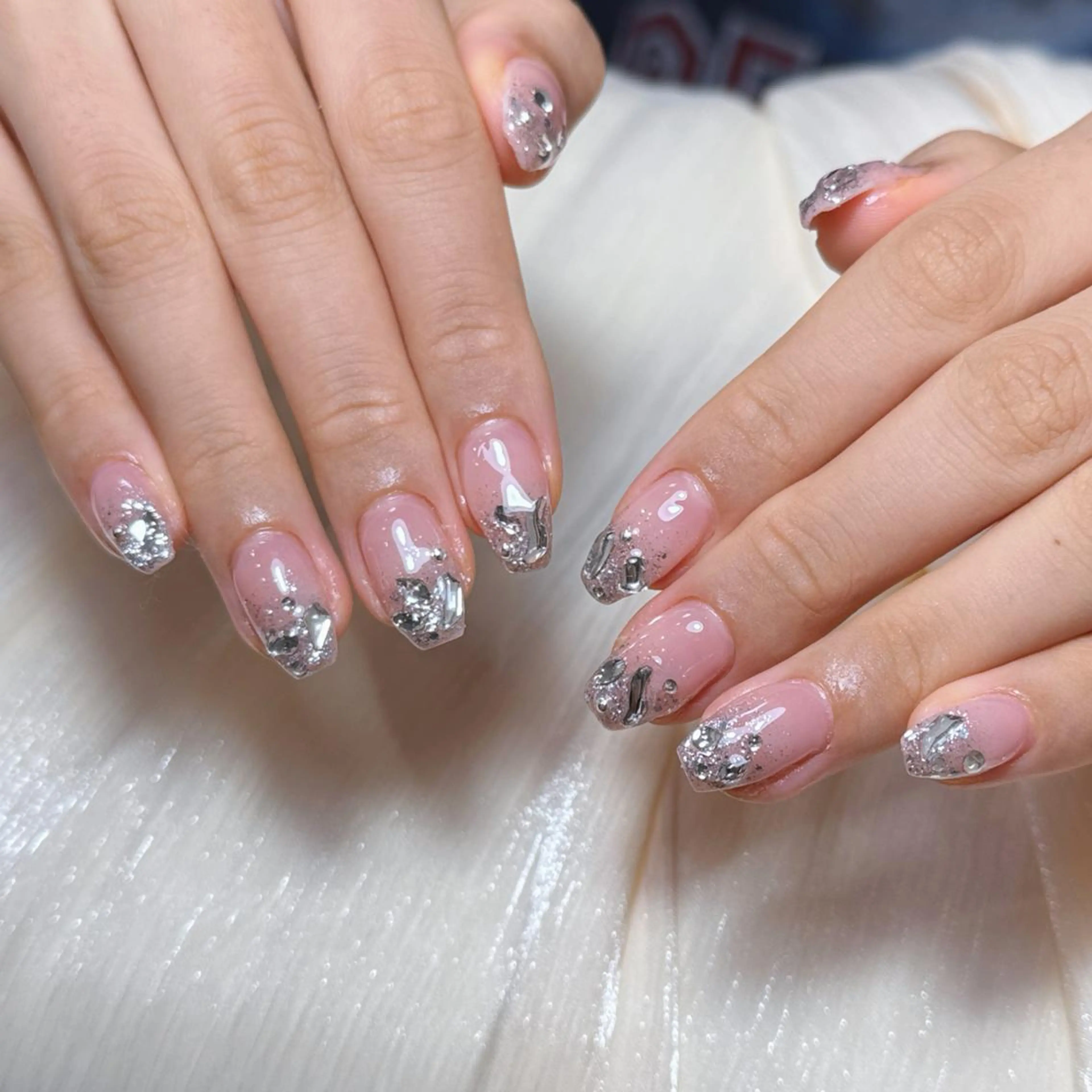 ネイル アートネイル オーロラネイル ガーリー キラキラネイル 韓国ネイル ハンドネイル Diamond NAIL💝のネイルデザイン