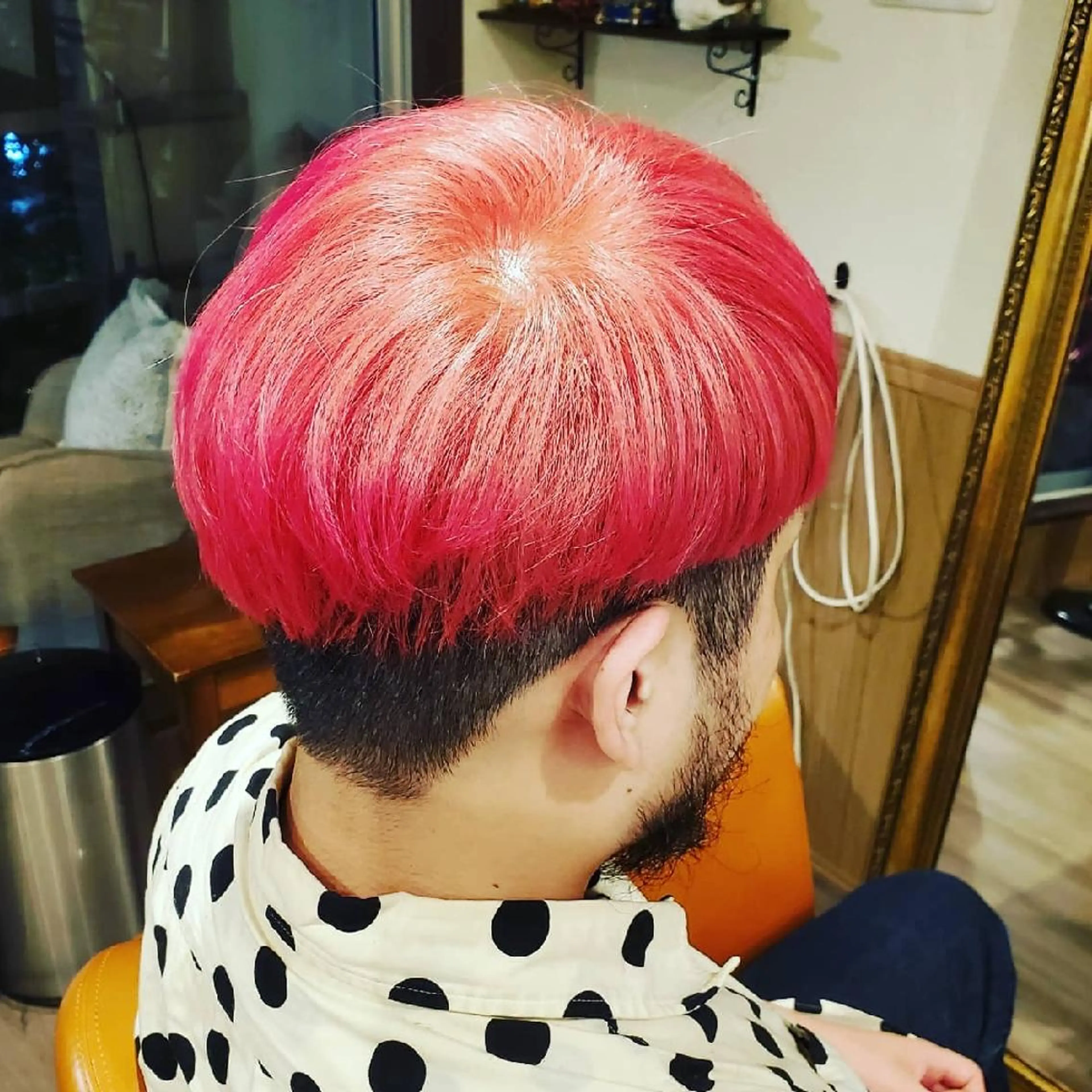 ショート カラー メンズ メンズブリーチ ブリーチ イルミナカラー 外国人風カラー ヘアカラー spa hair  ark 富井直美のヘアスタイル