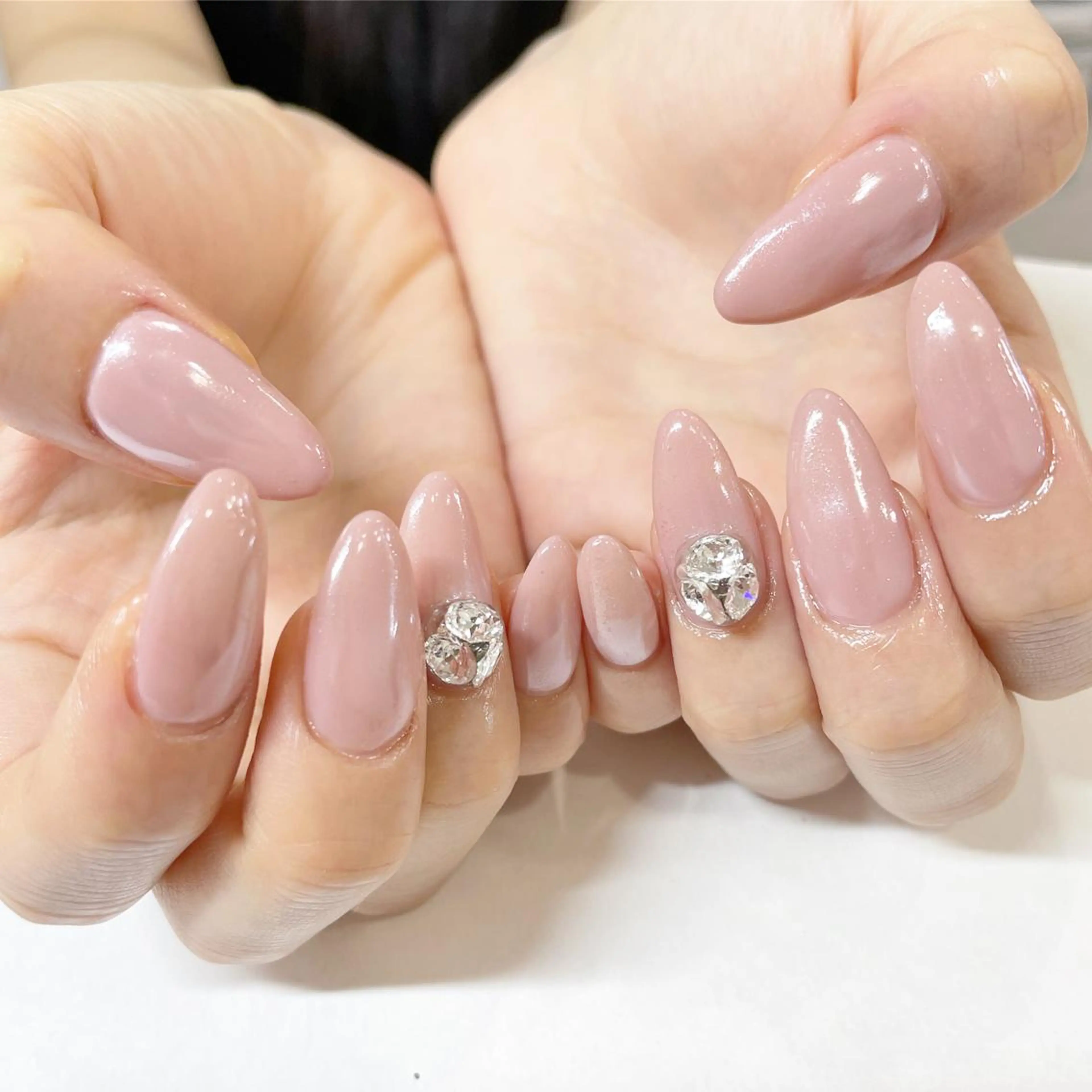 ネイル オーロラネイル ハンドネイル Minami 🍓のネイルデザイン