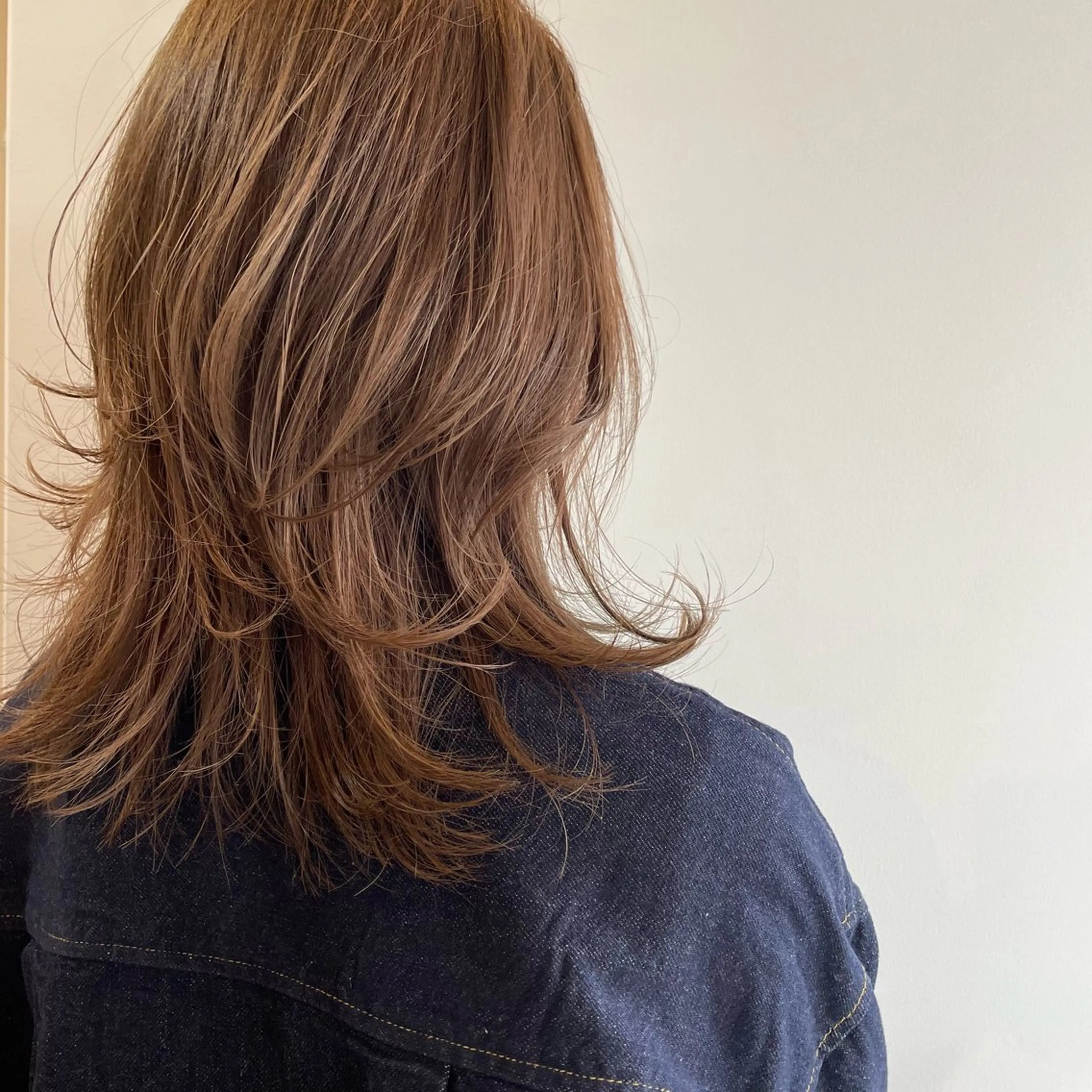 セミロング 博多|Sakurai Ayumiのヘアスタイル