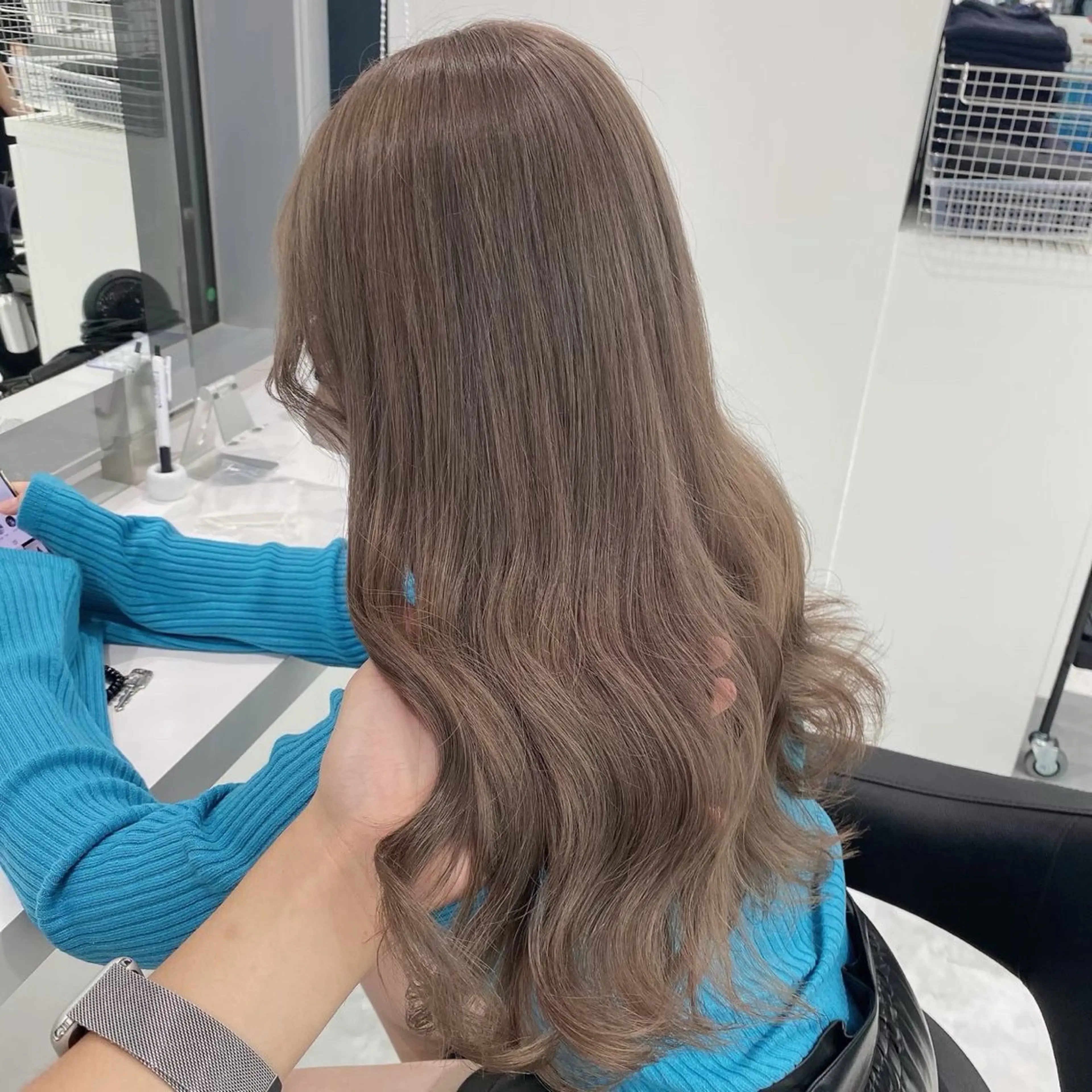 ロング カラー 赤み消し透明感🩶 銀座Ryota🩶のヘアスタイル