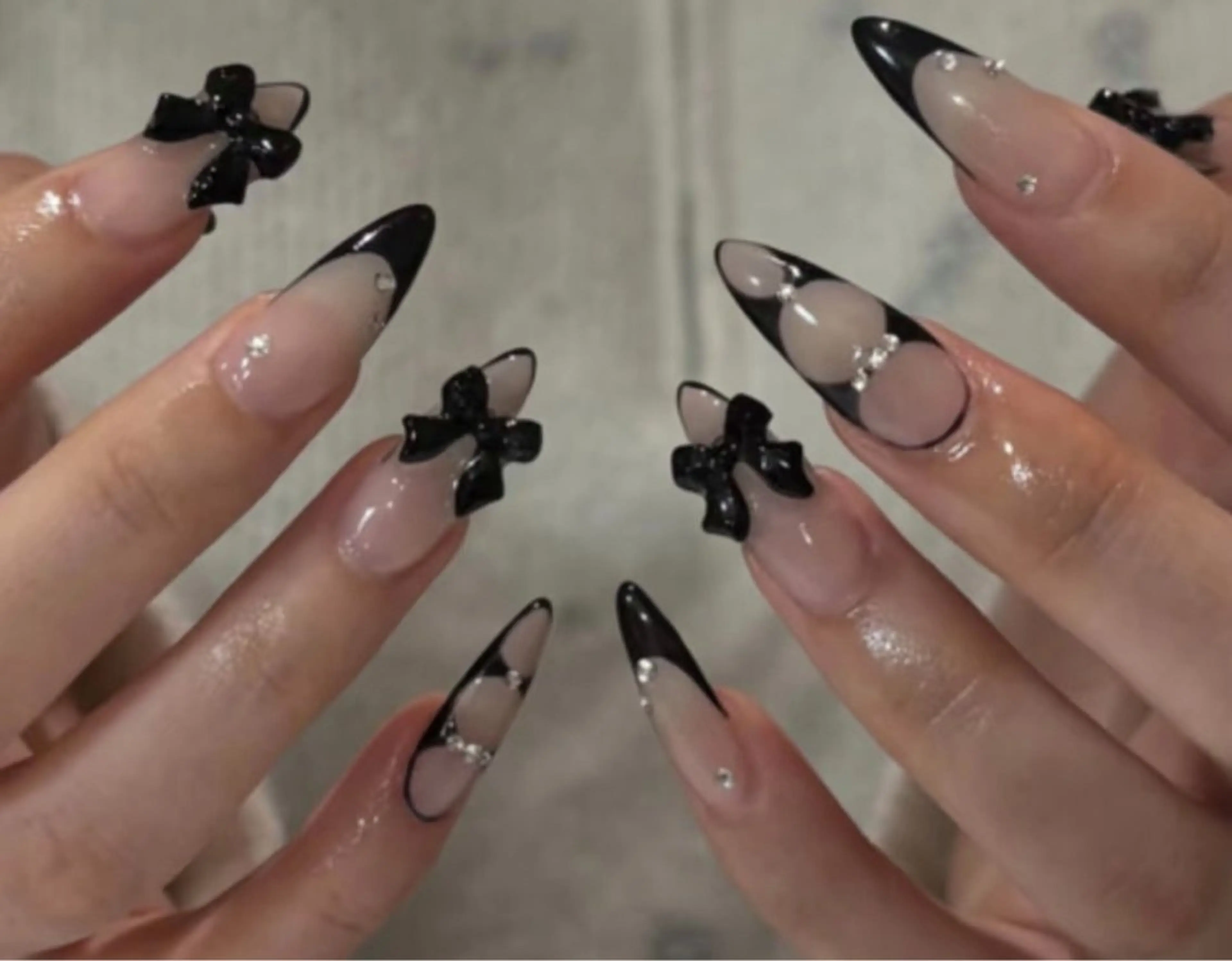 ネイル ハンドネイル Tini ANA.CHUOのネイルデザイン