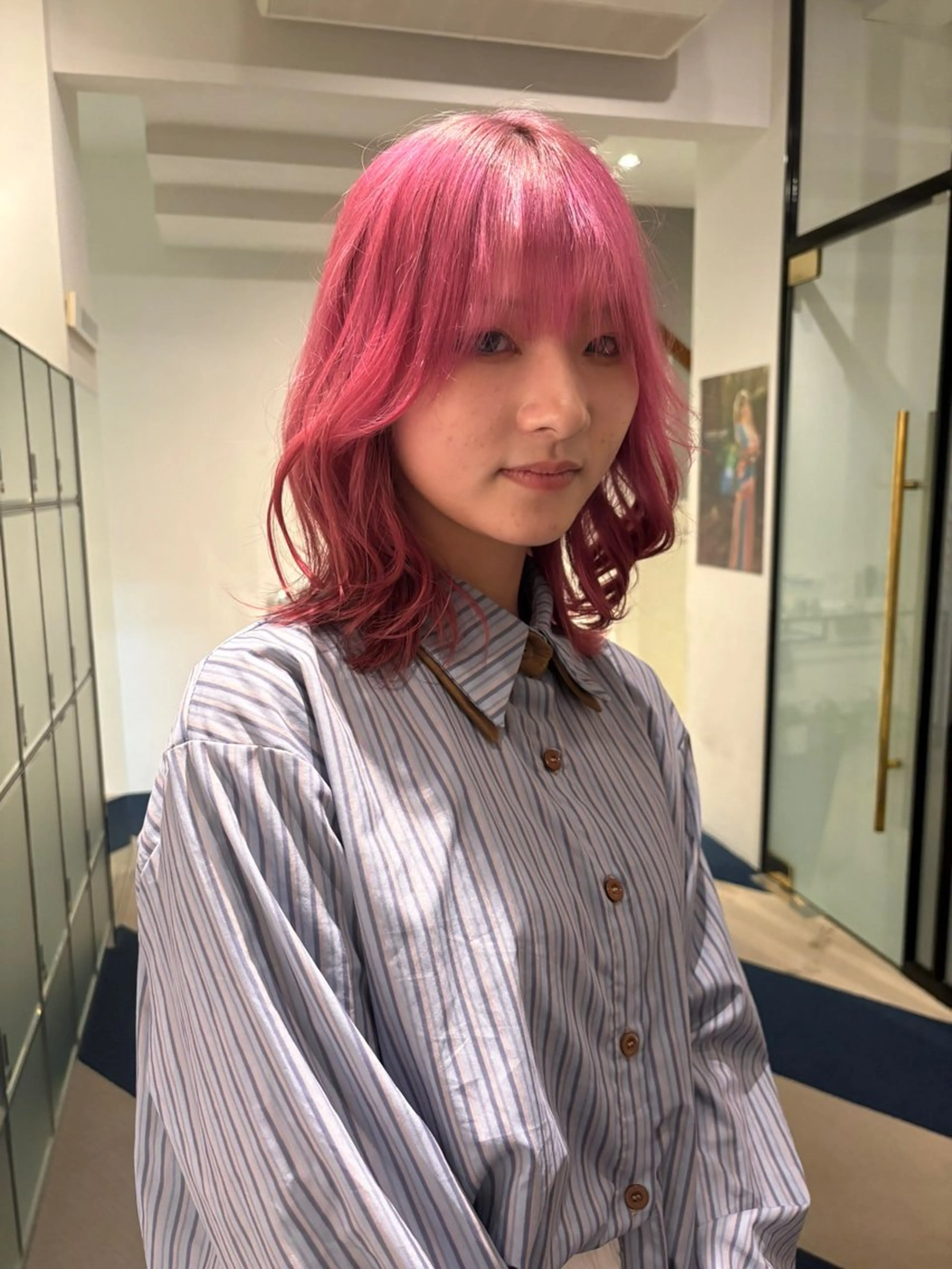 ミディアム カラー La Pensee/ カスヤリクのヘアスタイル