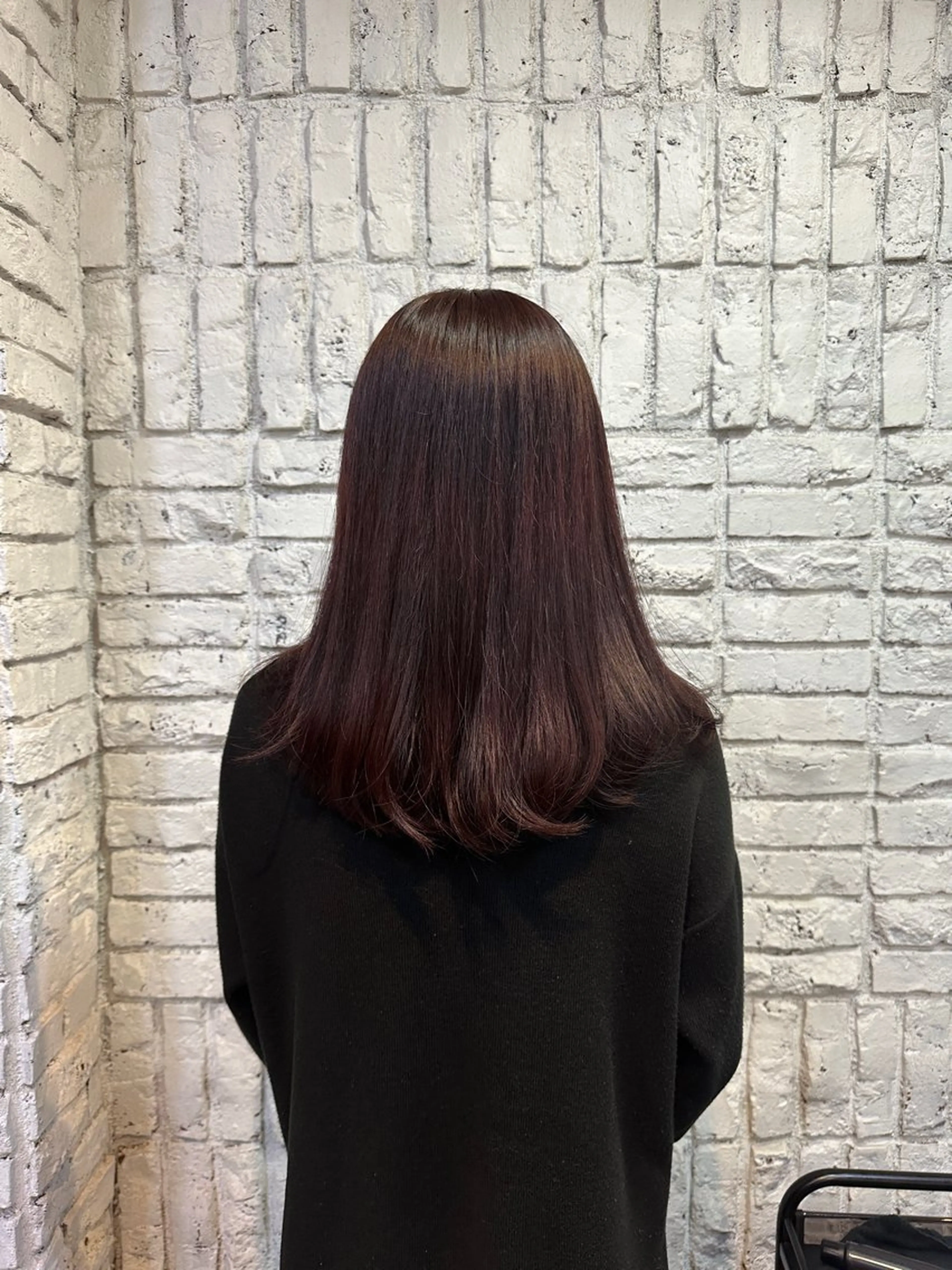 セミロング カラー 亀井 結夏🐾 池袋🐬のヘアスタイル