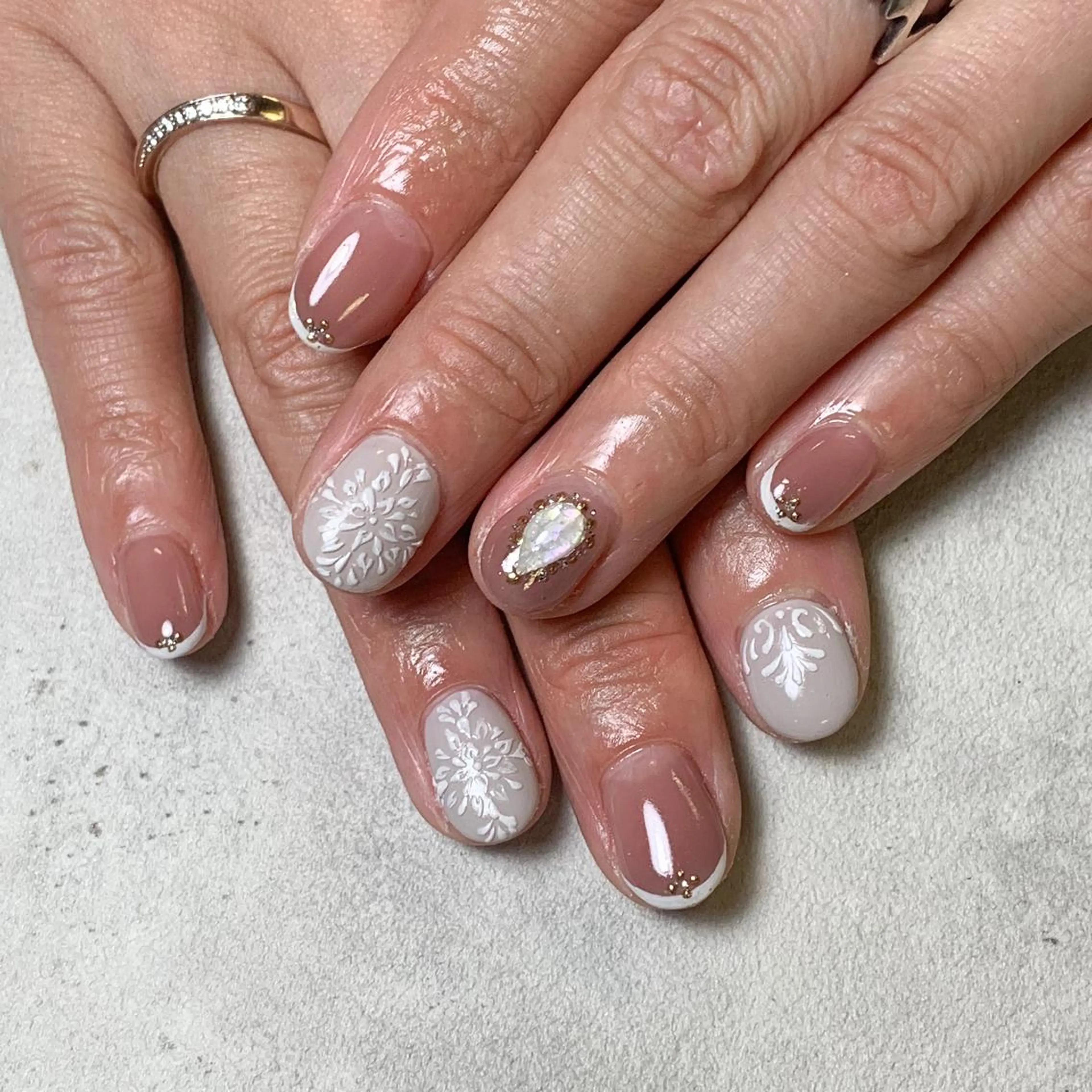 ネイル atelier　FIORITURA所属・FIORITURA aiのネイルデザイン