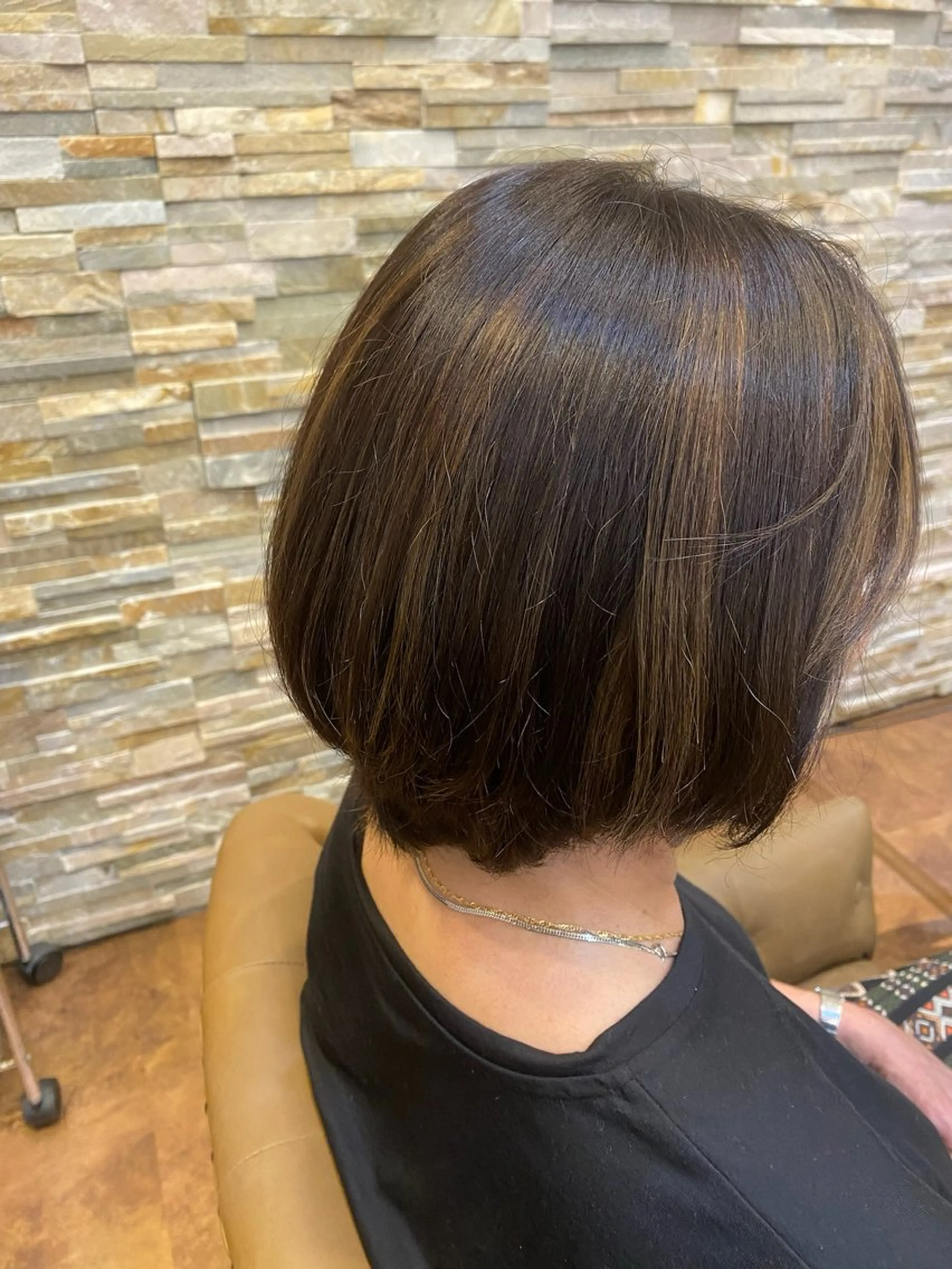 ショート カラー ハイライトカラー ハイライト BENIHA  ︎︎のヘアスタイル