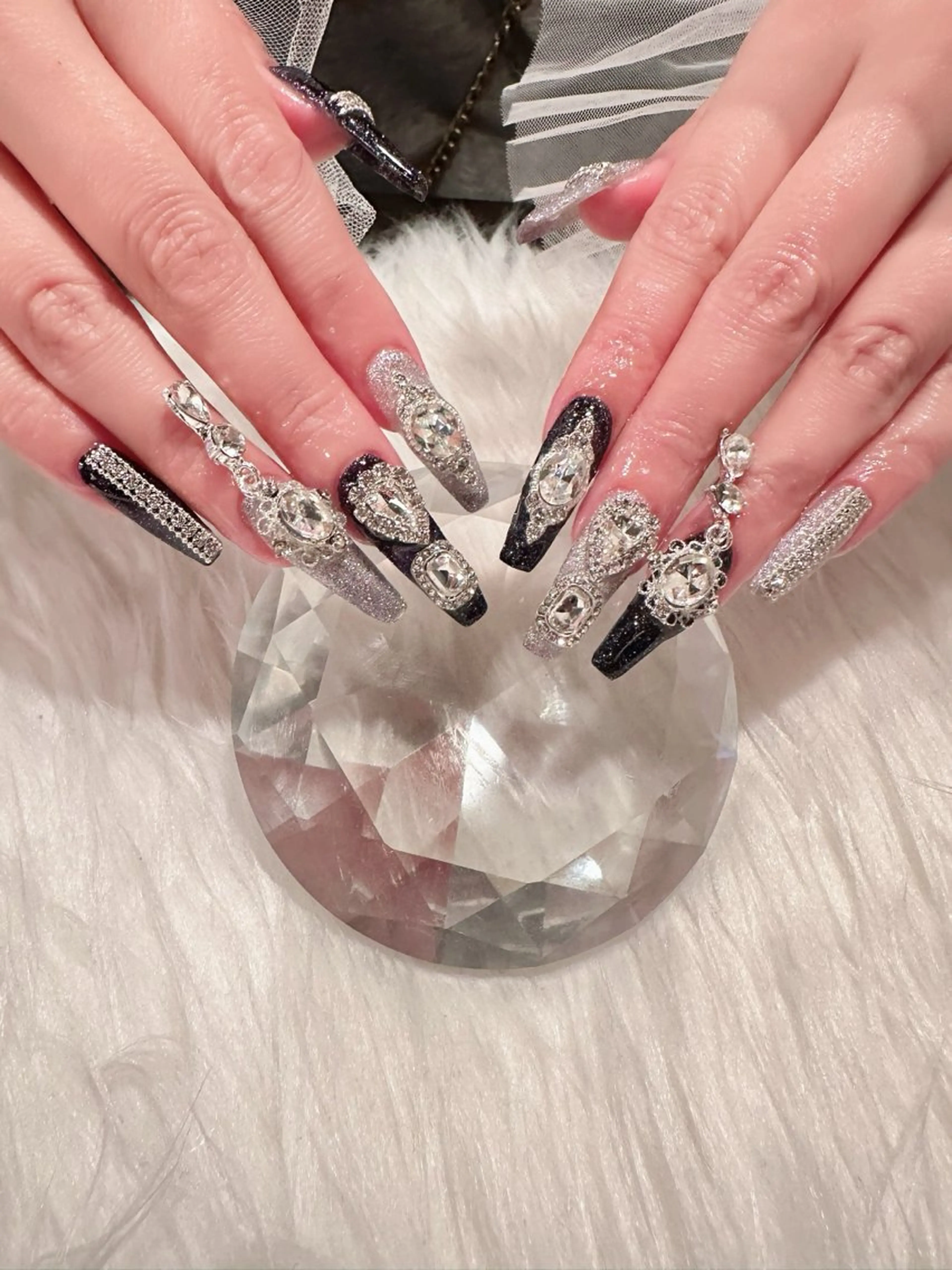ネイル 長さ出し フラッシュネイル キラキラネイル 持ち込み ネイルチップ ハンドネイル nail untitled🎀のネイルデザイン