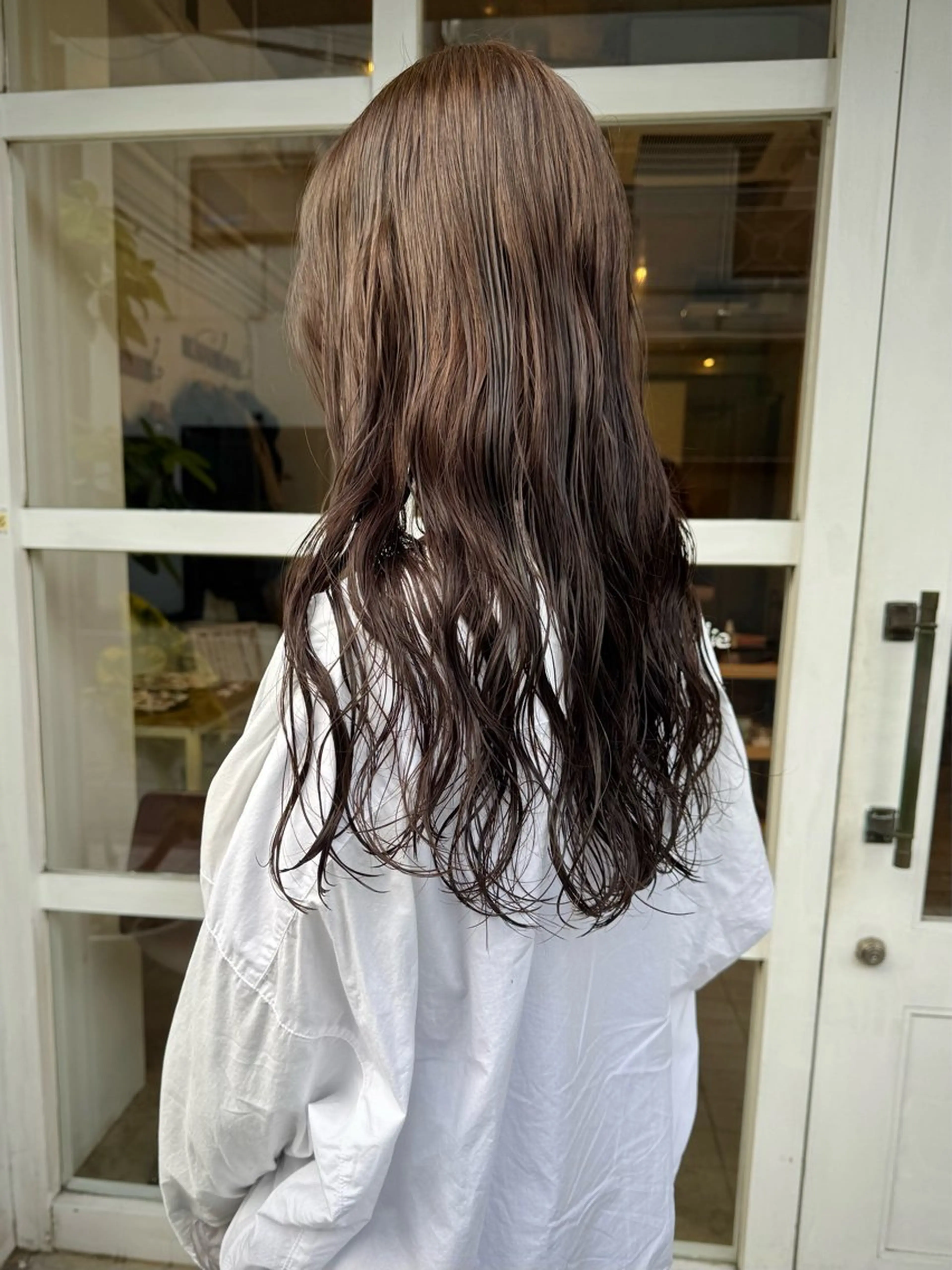 ロング カラー カット パーマ トリートメント シカナイ アリサのヘアスタイル