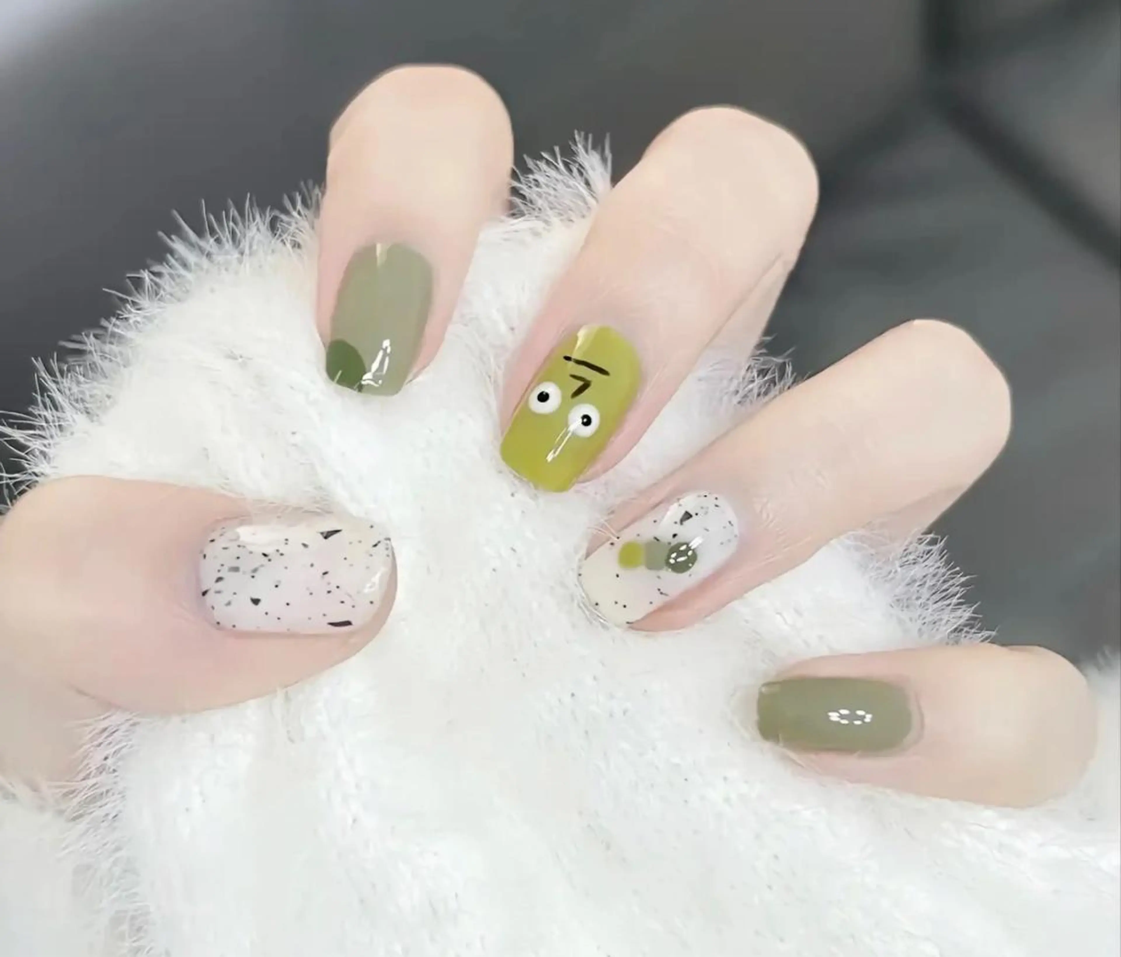 ネイル ハンドネイル YUYI.nail salonのネイルデザイン