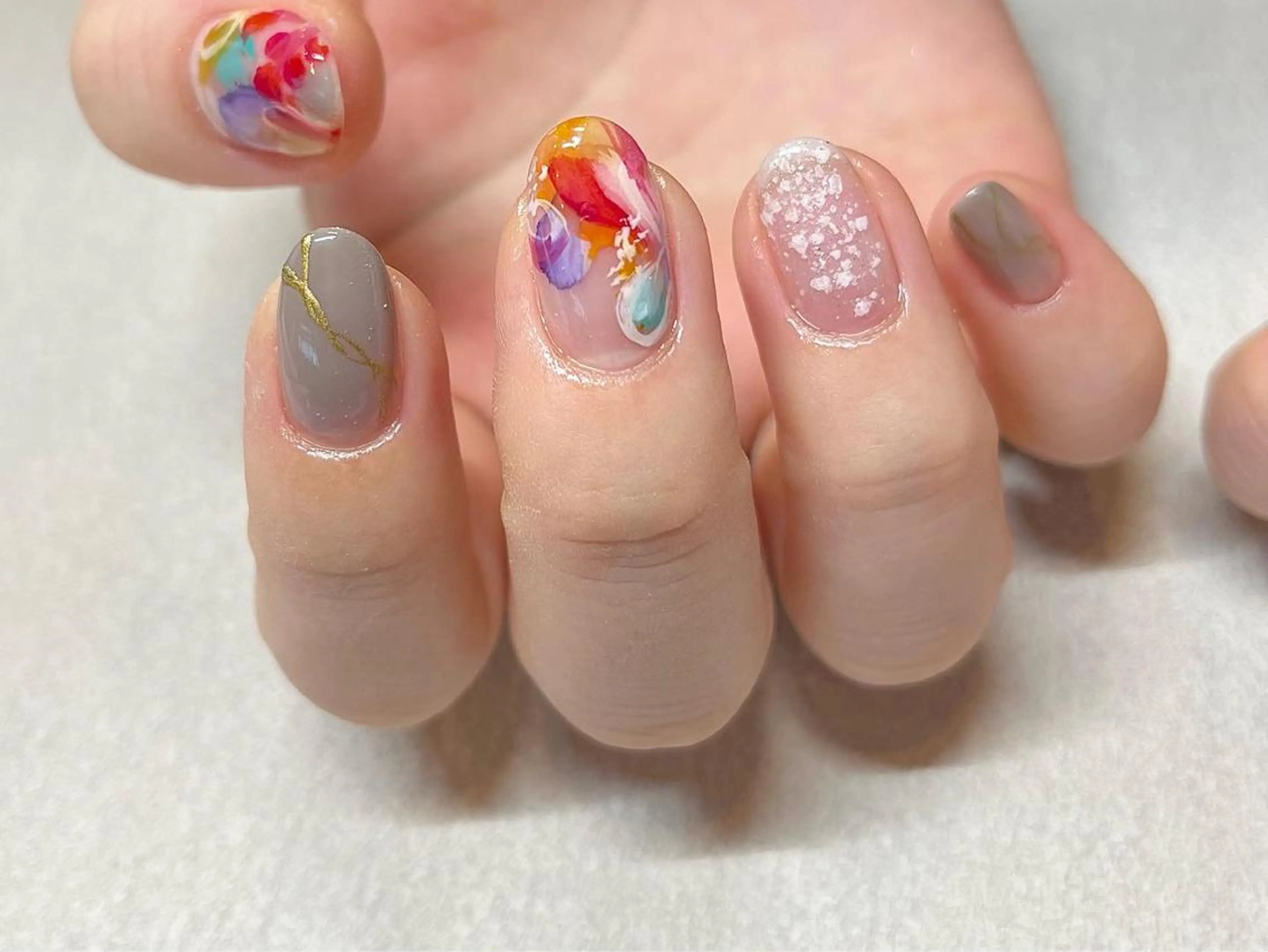 ネイル 持ち込み ハンドネイル 小河 仁美のネイルデザイン