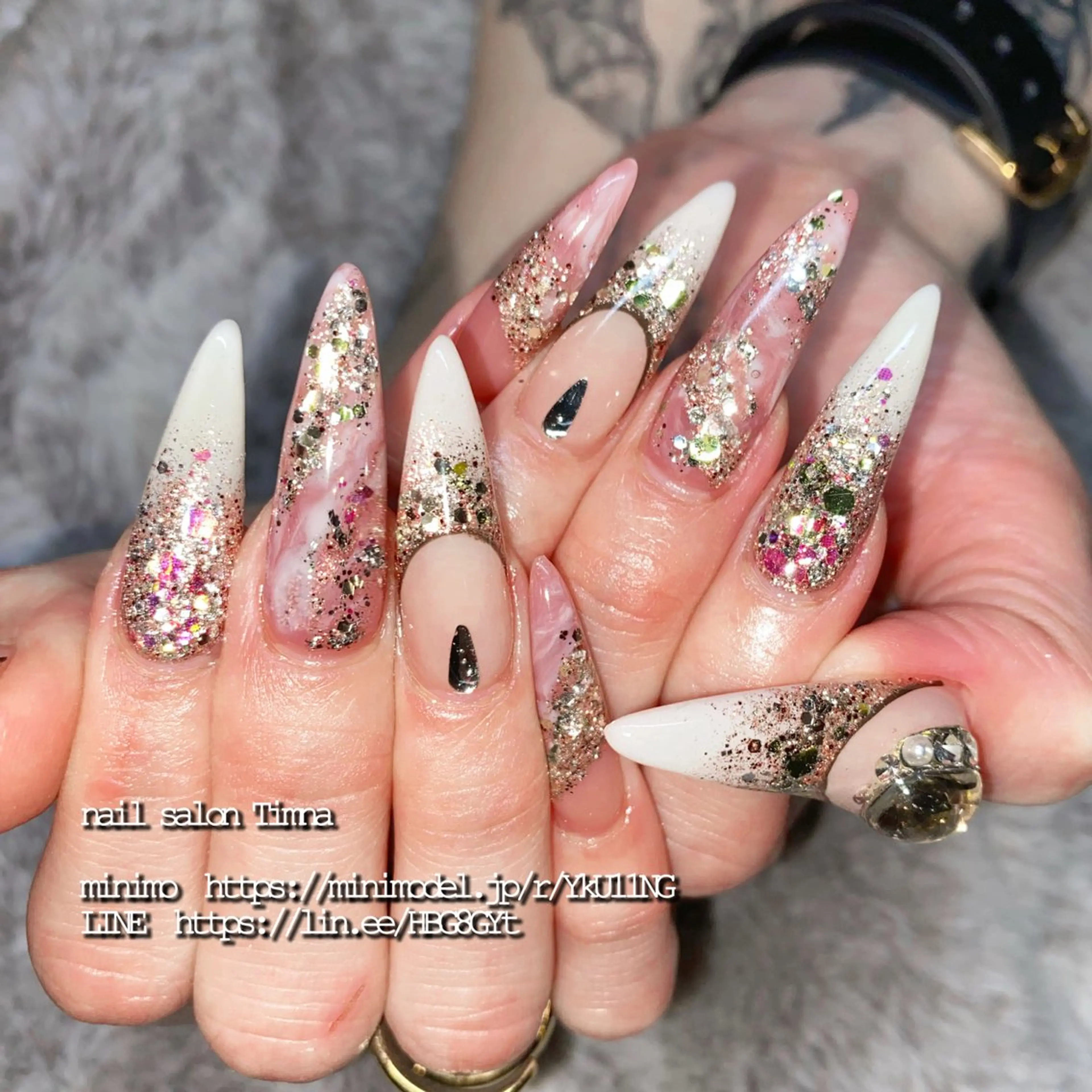 ロング ハンドネイル NAILSALON 🍔Timna🍟のネイルデザイン