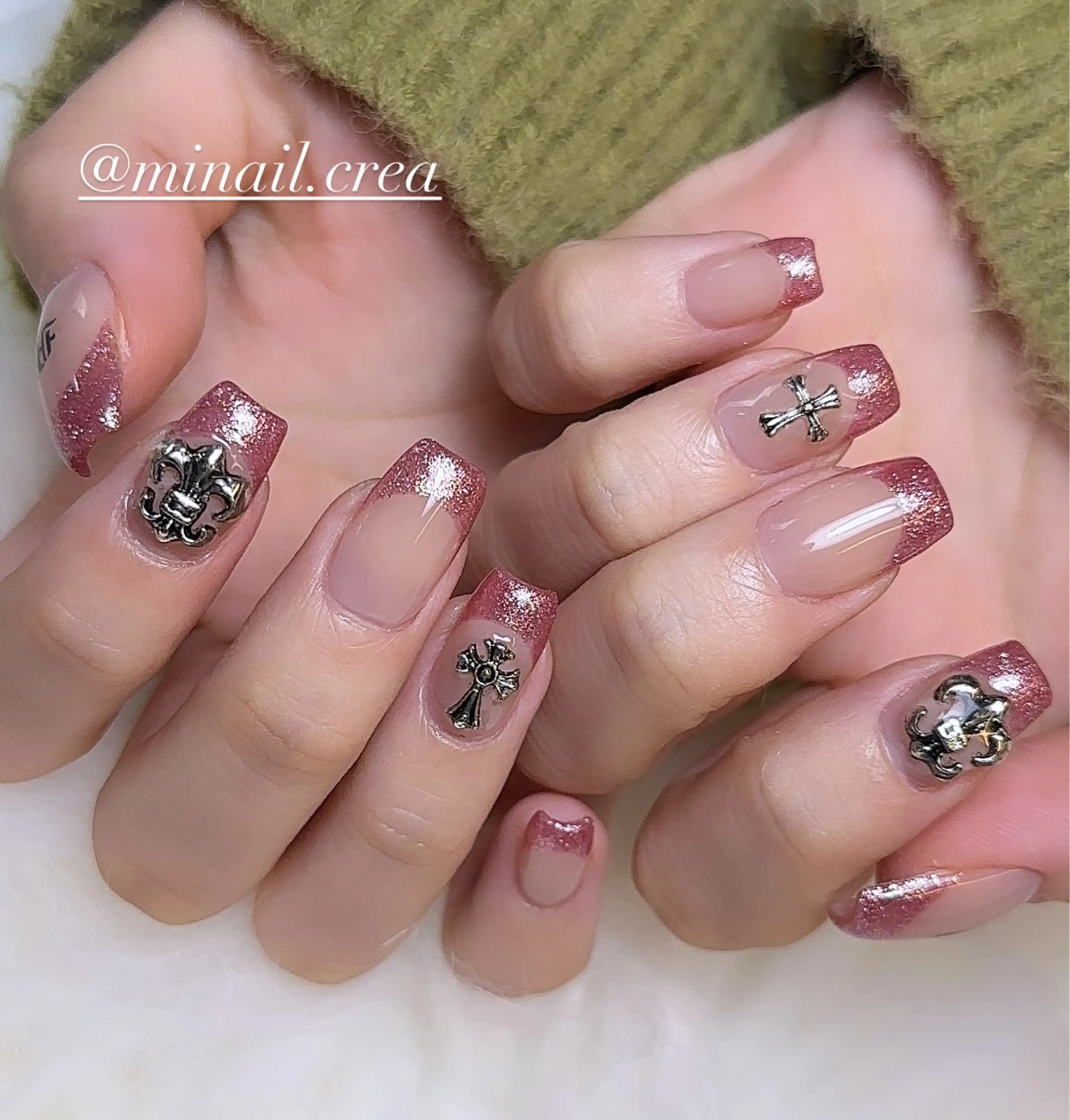 ネイル ジェルネイル キラキラネイル ピンク スカルプネイル ハンドネイル CRéA　-private nailsalon-所属・CReA nailのネイルデザイン