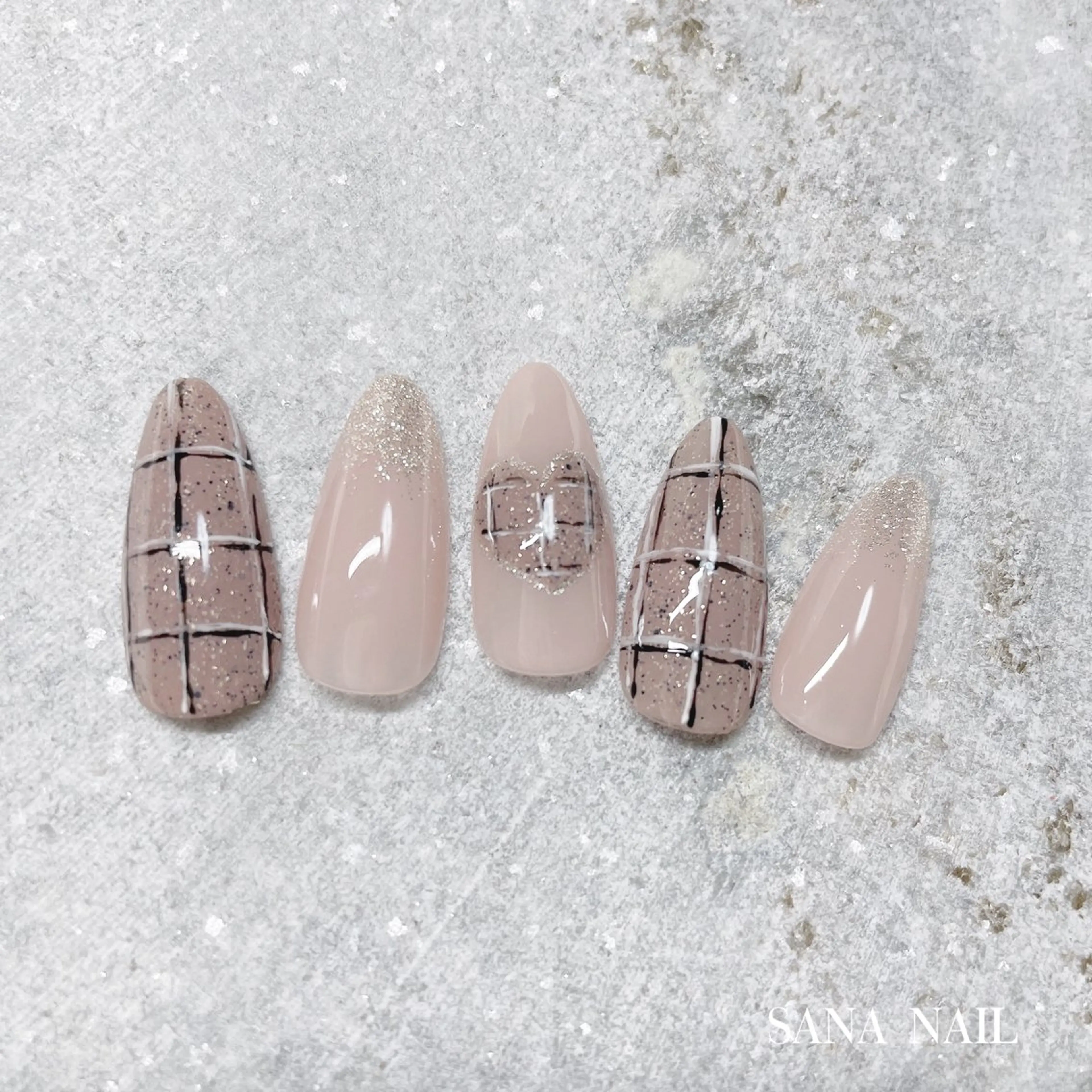 ネイル nailsalon SANANAILのネイルデザイン