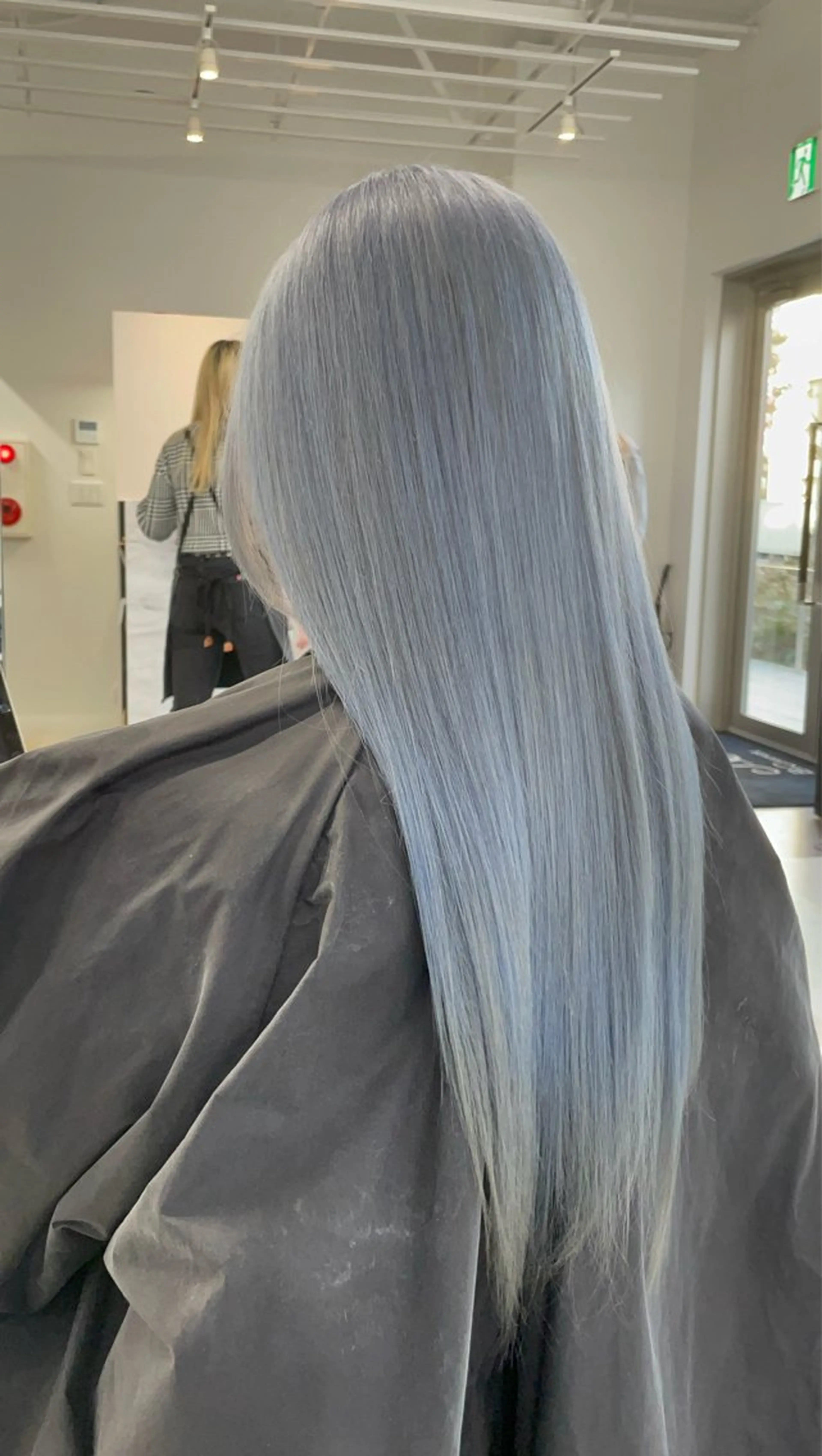 ロング カラー ヘアカラー B.Chance カラーリスト　ペーのヘアスタイル