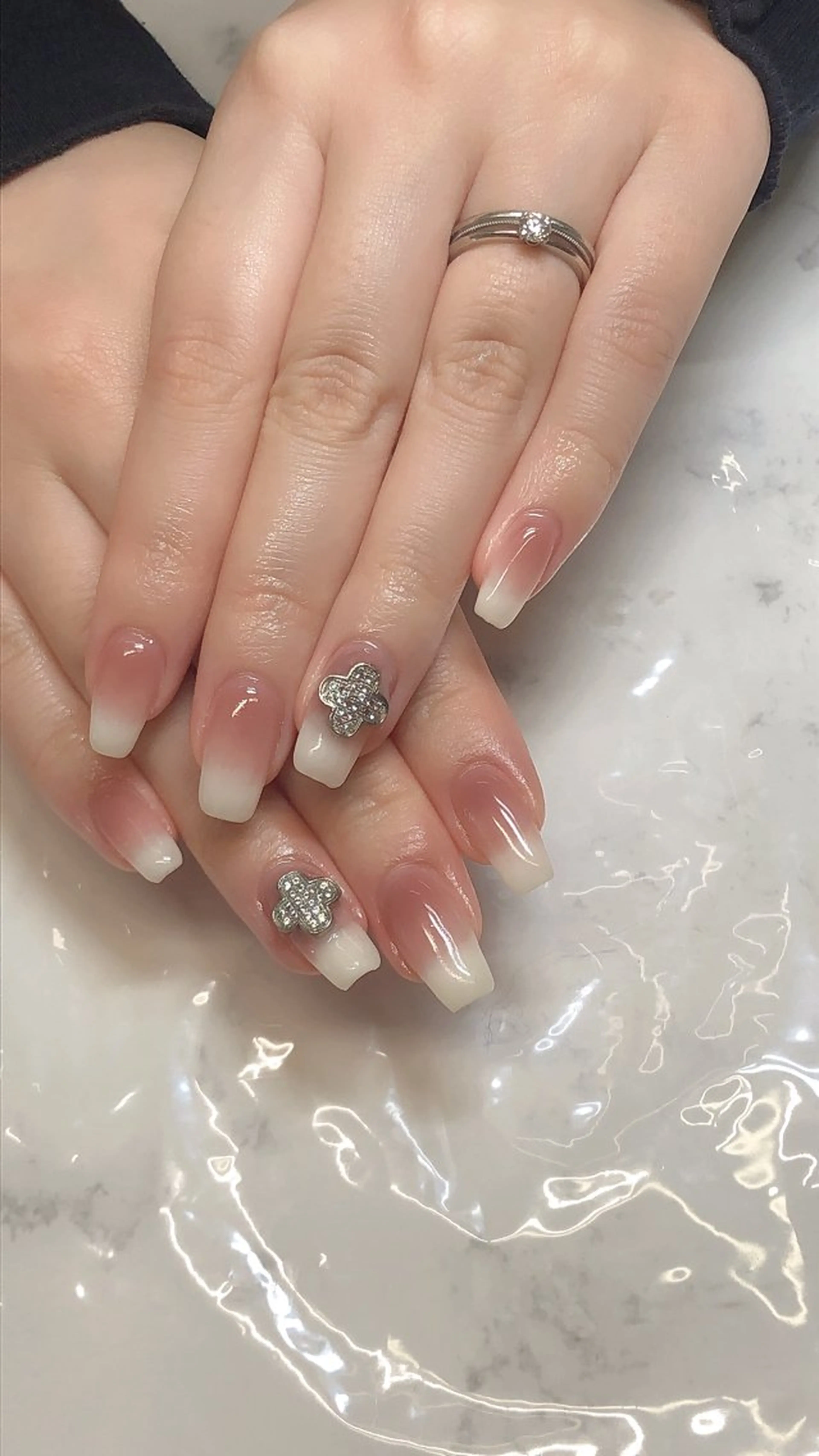 ネイル 💎Guarendo💎錦糸町店所属・✨アン ミユ✨のネイルデザイン