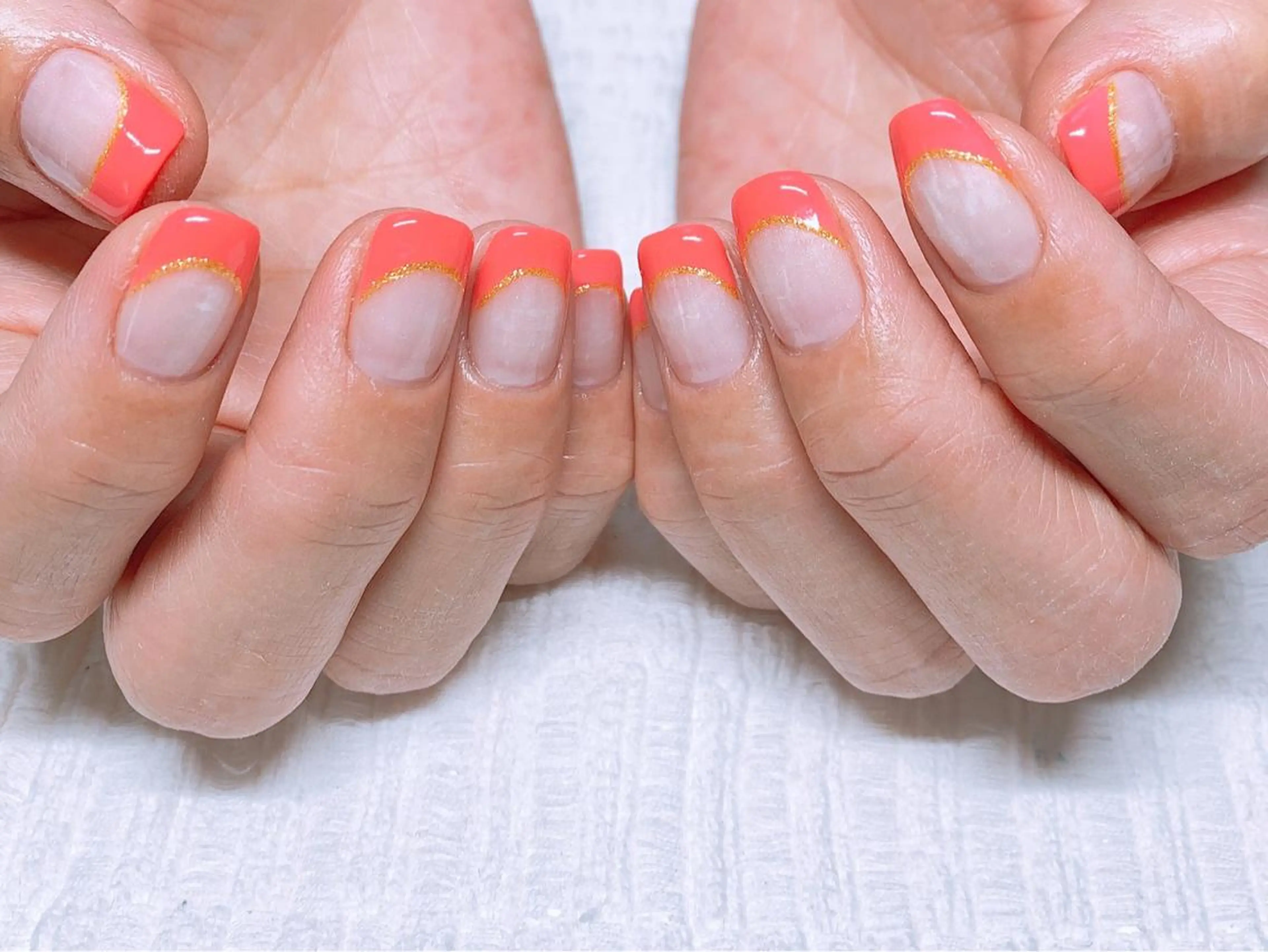 ネイル ラメ(グリッター) THECOLORS所属・近貞 莉奈のネイルデザイン