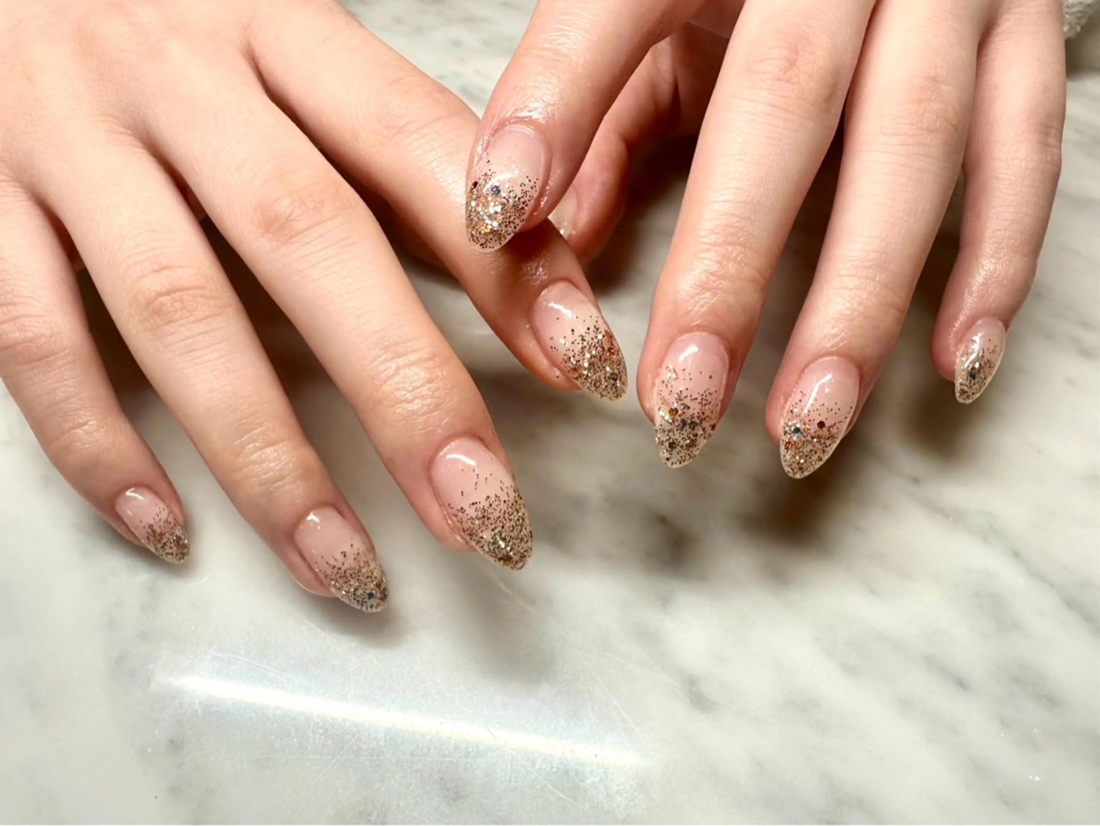 ネイル グラデーション ラメ(グリッター) ラメグラデーション CHARME miyuのネイルデザイン