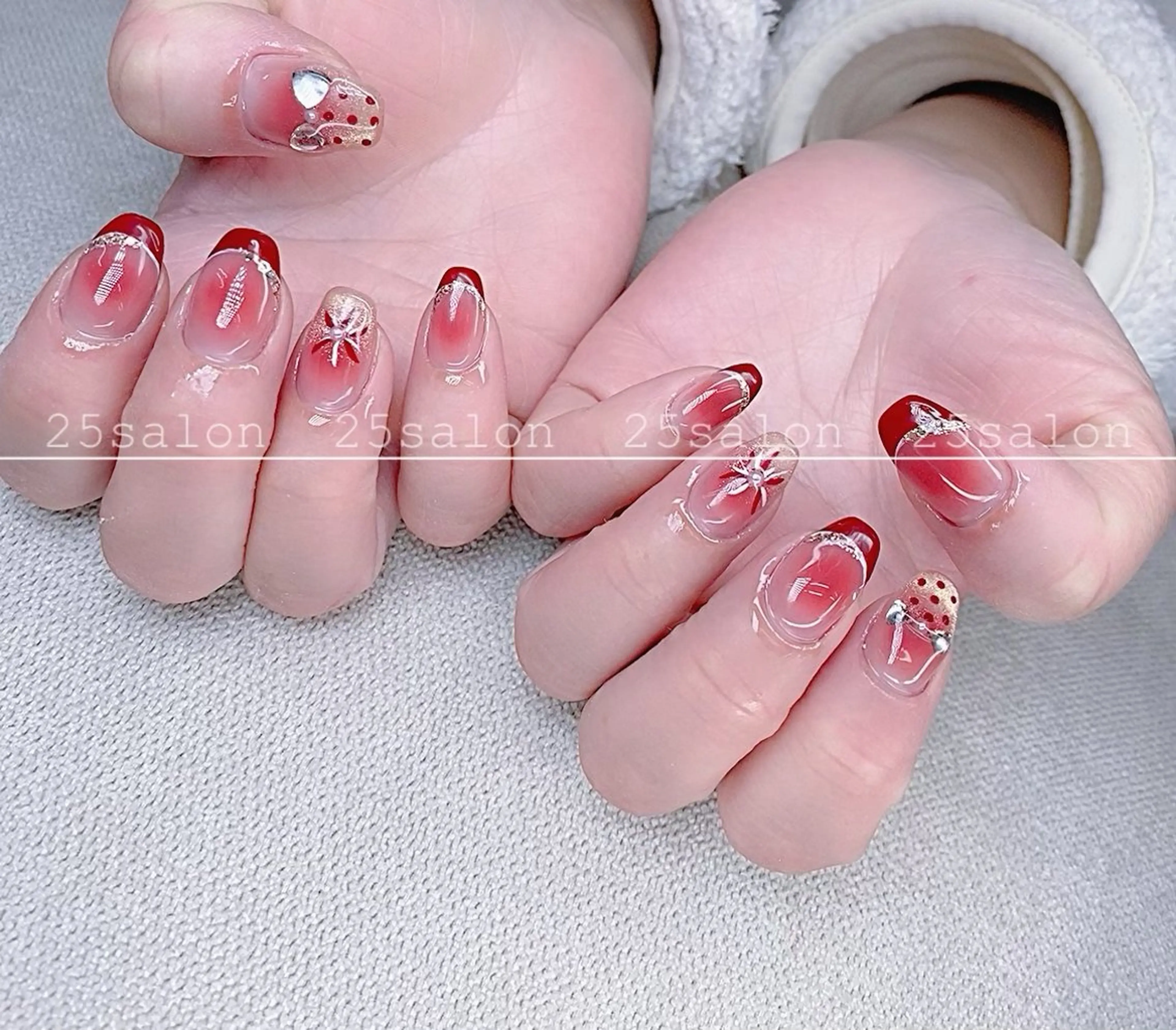 ネイル ジェルネイル 韓国ネイル ニュアンスネイル パラジェル ワンホンネイル 2 5のマツエク・マツパデザイン