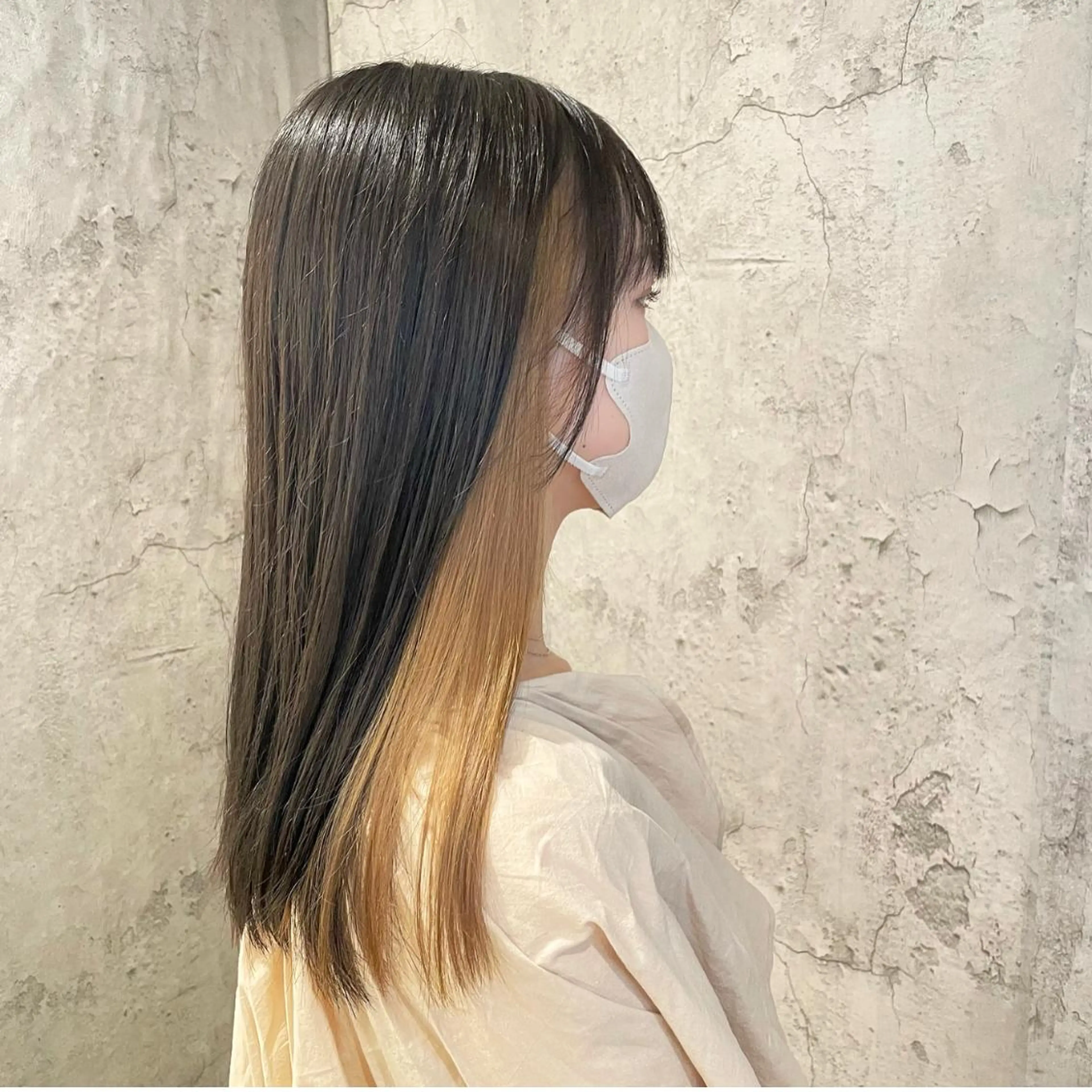 カラー 〖 韓国hair 〗 室岡　咲希のヘアスタイル