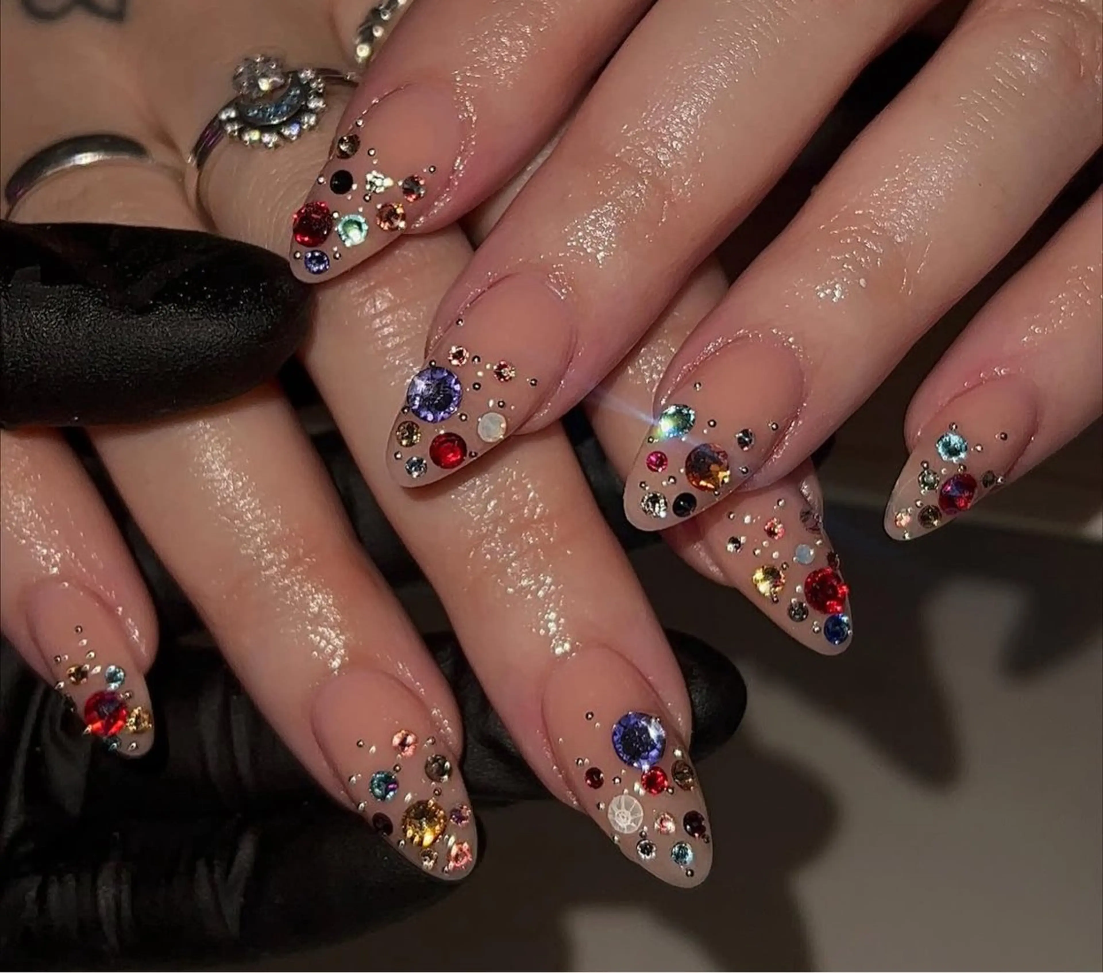 ネイル チークネイル フレンチネイル グラデーション 韓国ネイル マグネットネイル ハンドネイル Hana nail所属・Hana Nailのネイルデザイン