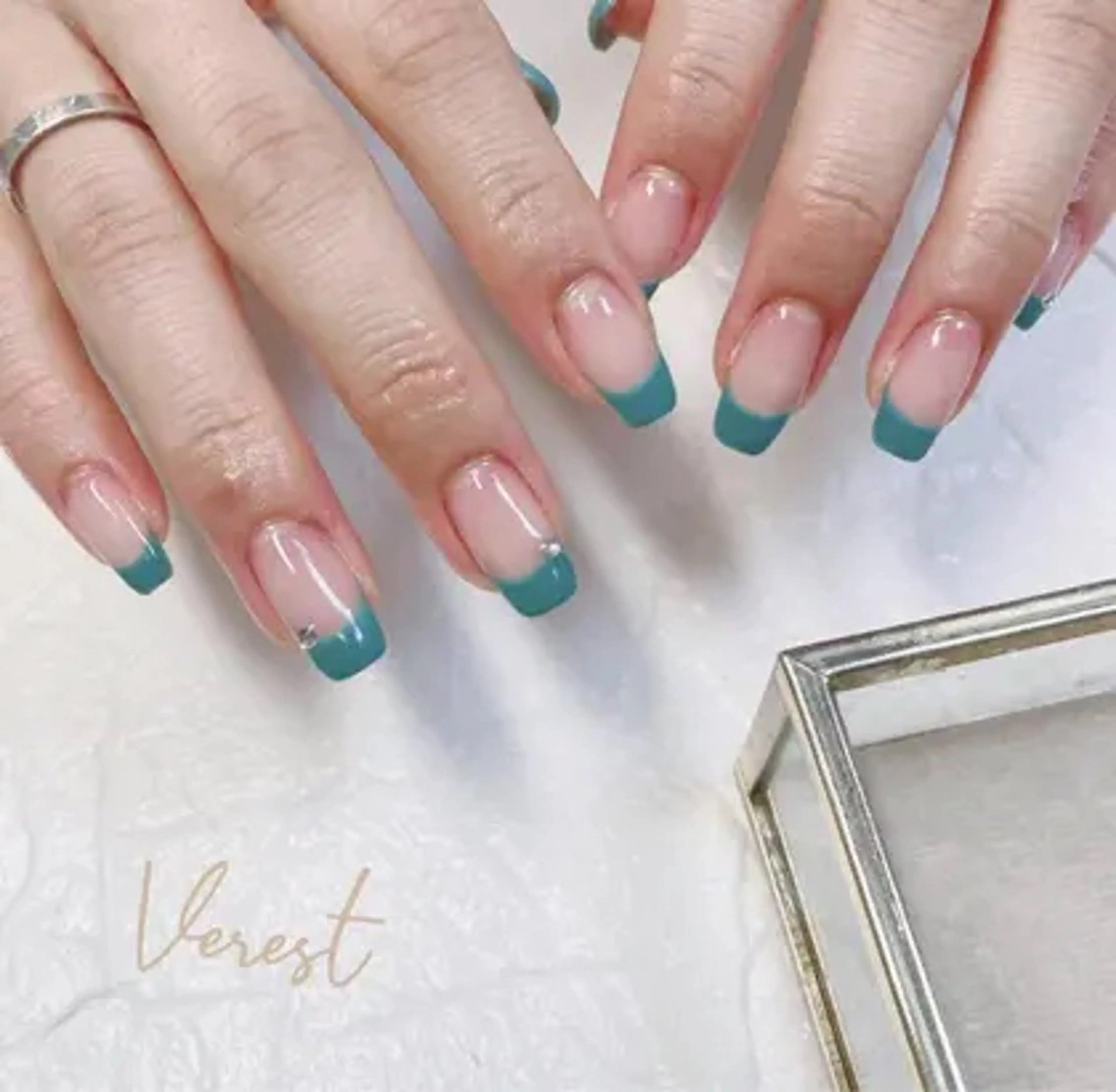 ネイル ハンドネイル ネイリスト 大西のネイルデザイン