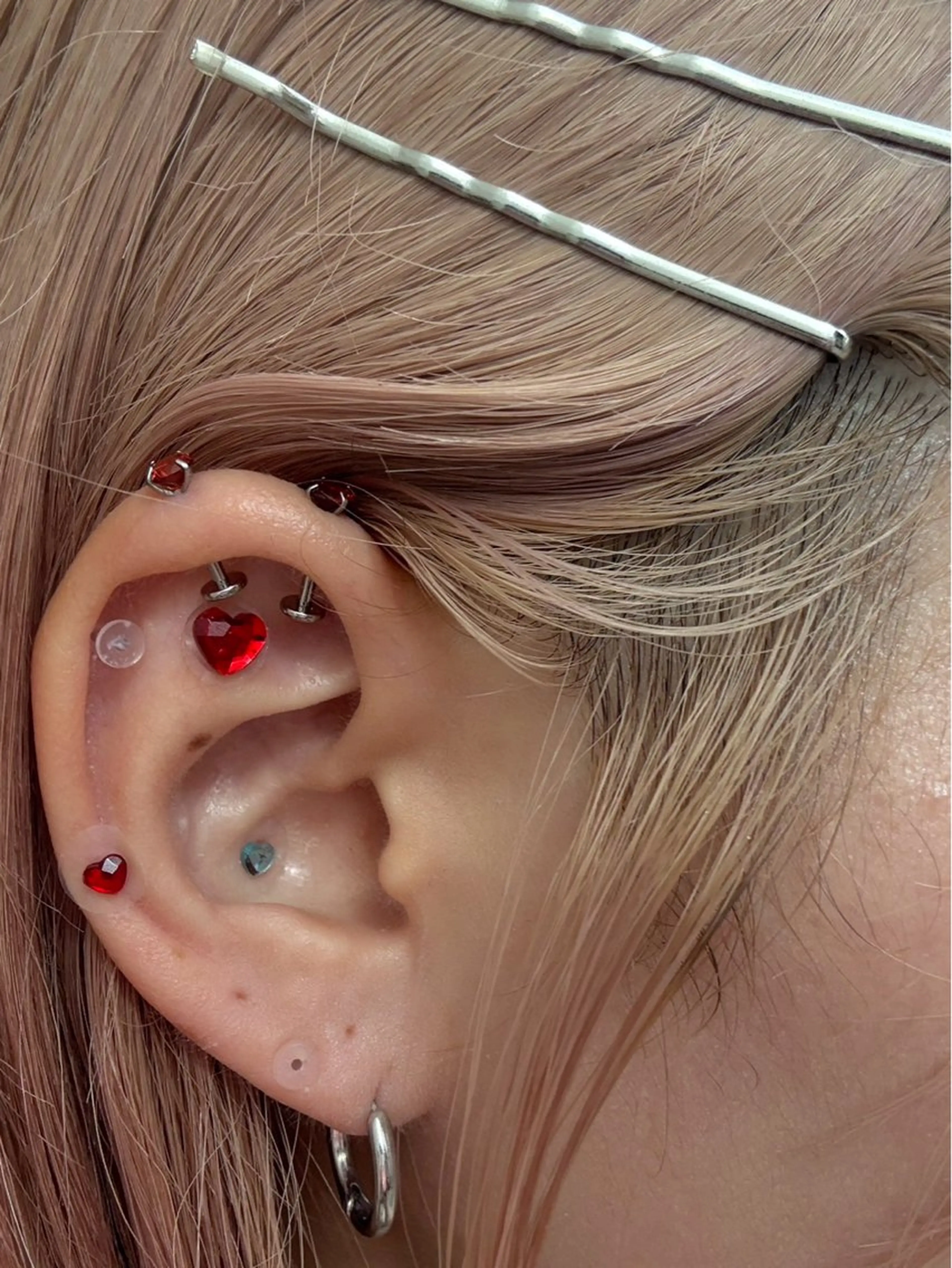 韓国レイヤー🪽 耳ツボジュエリーのヘアスタイル