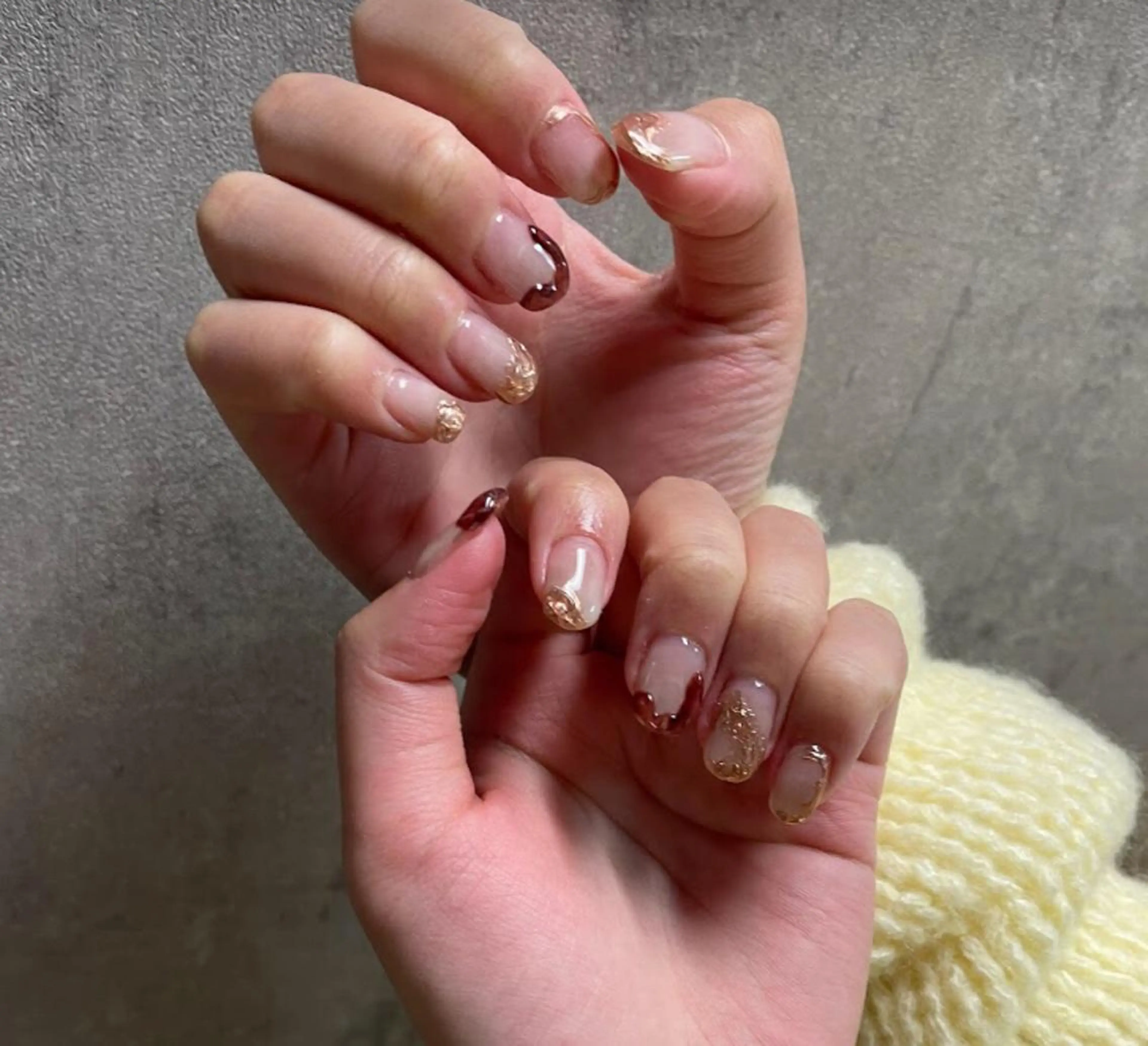 ネイル アートネイル べっ甲ネイル ブラウン ジェルネイル ミラーネイル nailstudio eviz新宿店のネイルデザイン