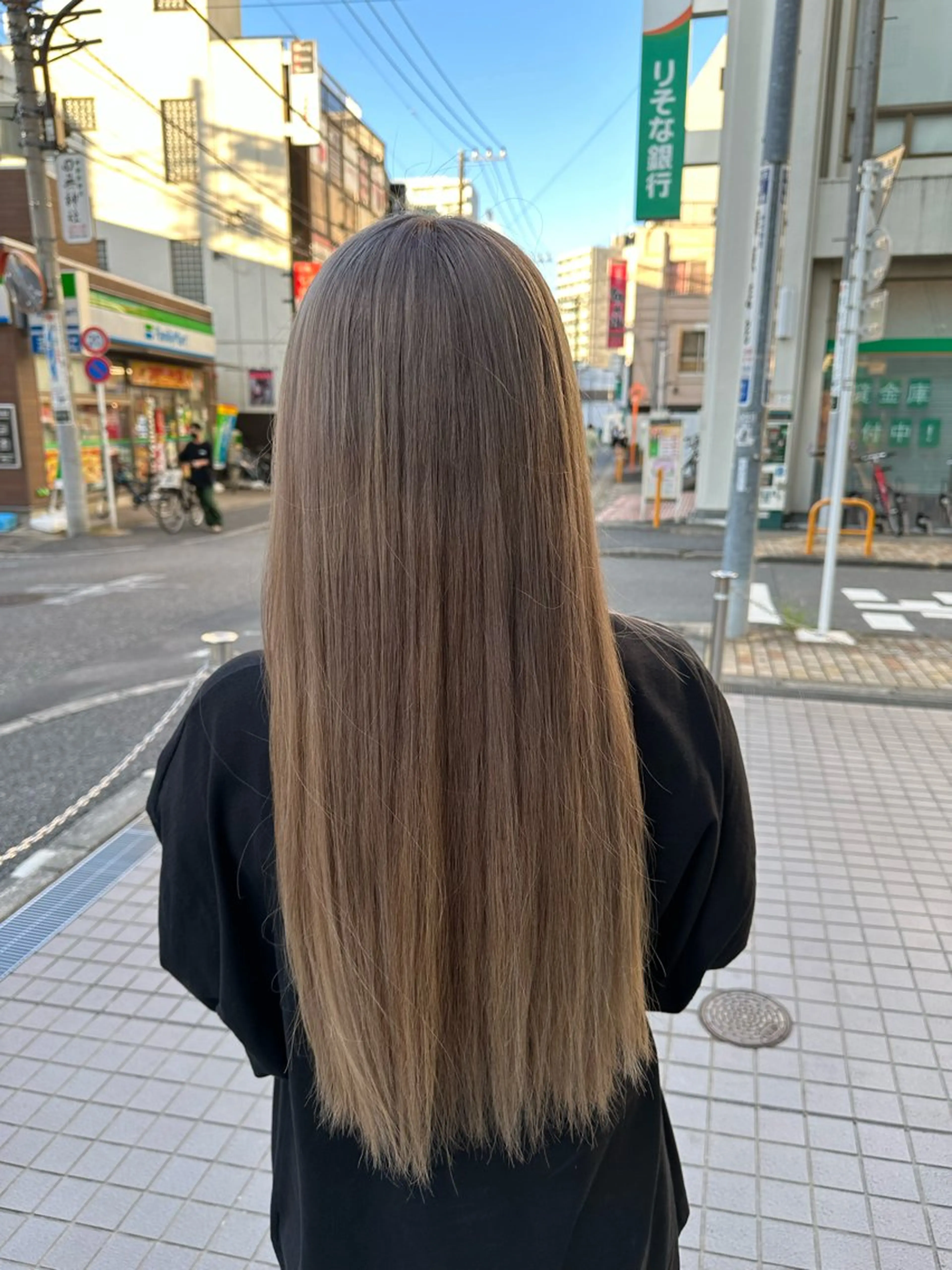 ロング カラー ‪❥ブリーチ💗 MIKUのヘアスタイル