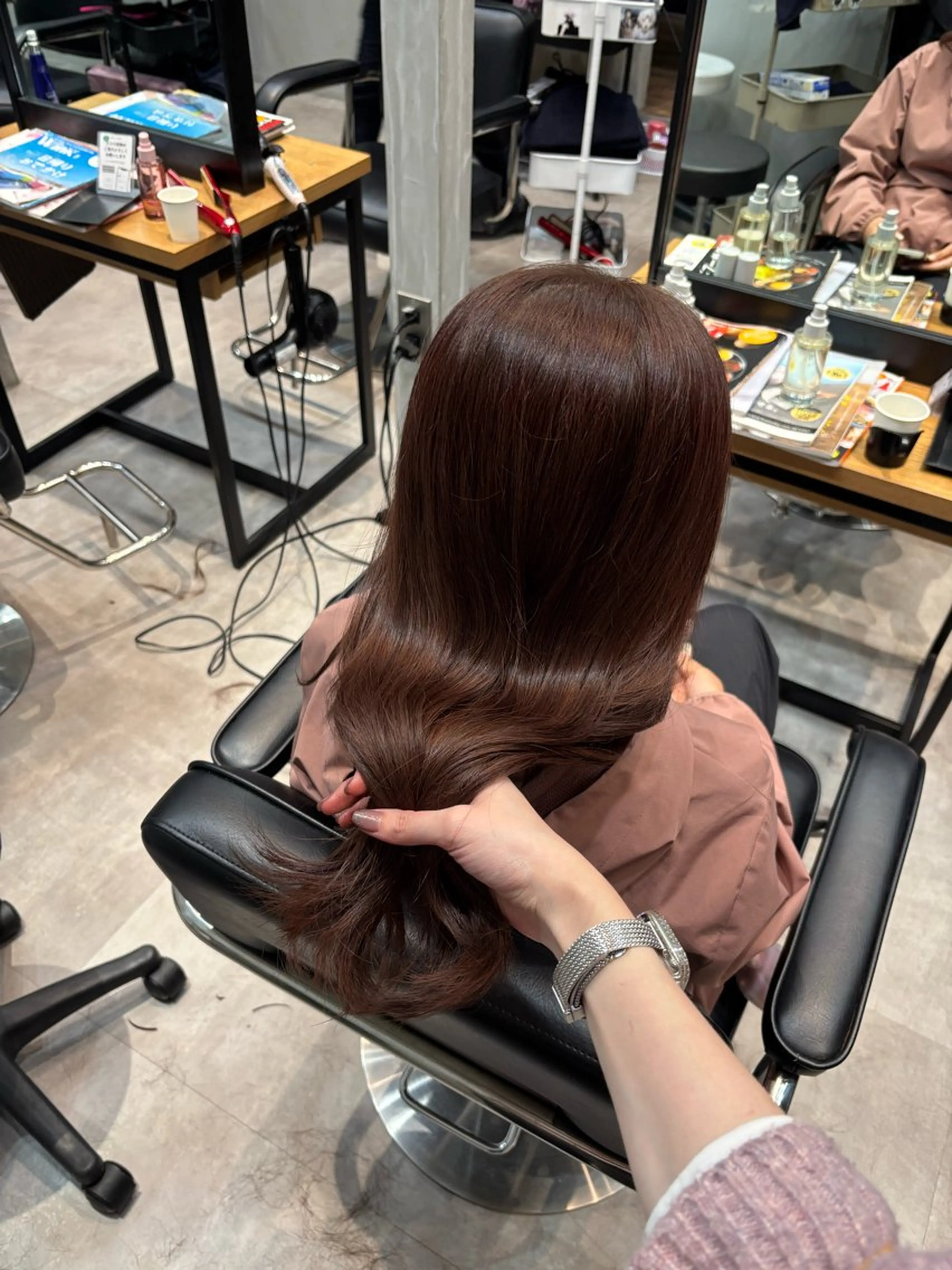 ミディアム ピンクブラウン カット ヘアカラー トリートメント La fith hair wille 福山店【ラフィス ヘアー ヴィレ】所属・片平 帆香のヘアスタイル