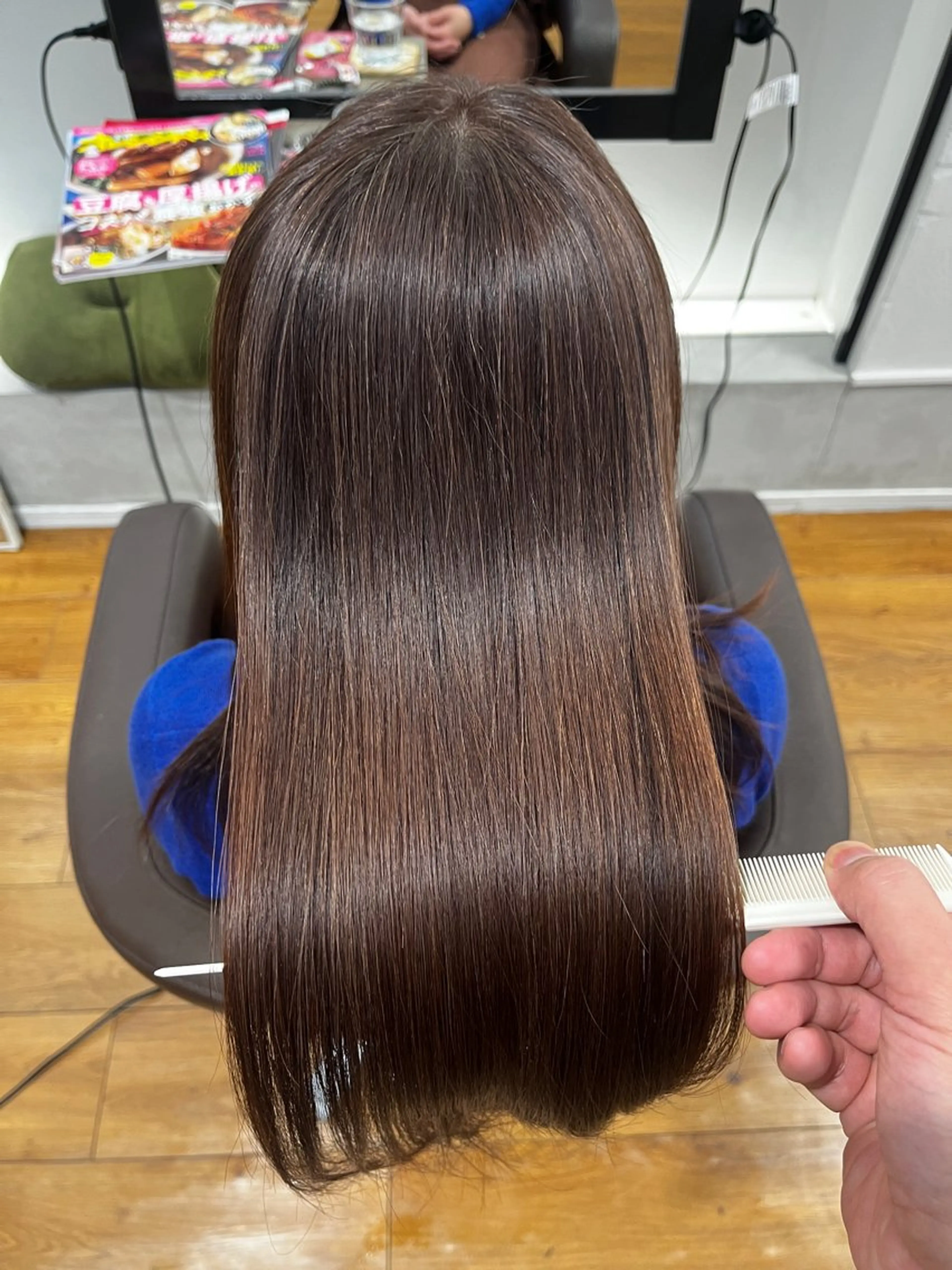 ロング 髪質改善 縮毛矯正 「朝が、変わる」 髪質改善ストレートのヘアスタイル