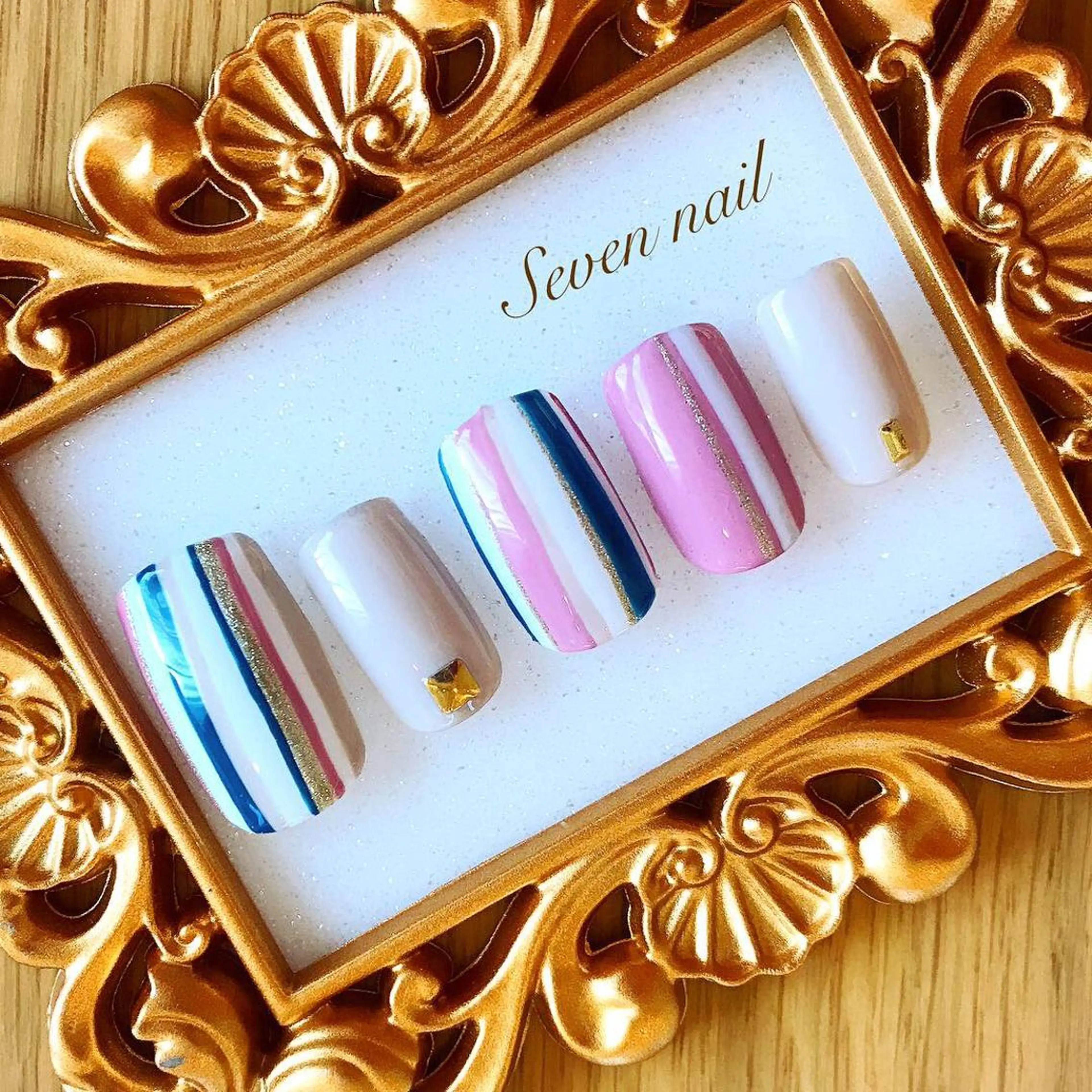 ネイル 名倉 なな子のネイルデザイン