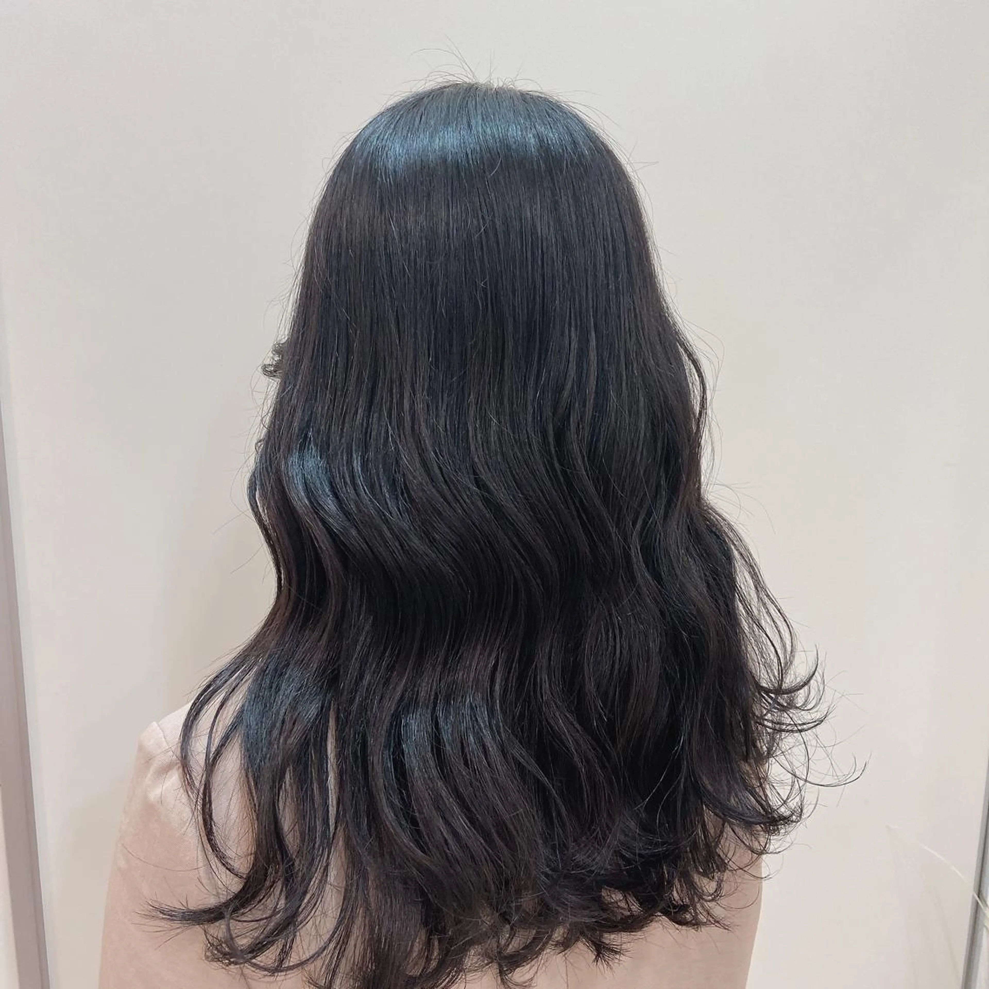 ロング カラー ヘアアレンジ Mirai 🧸のヘアスタイル