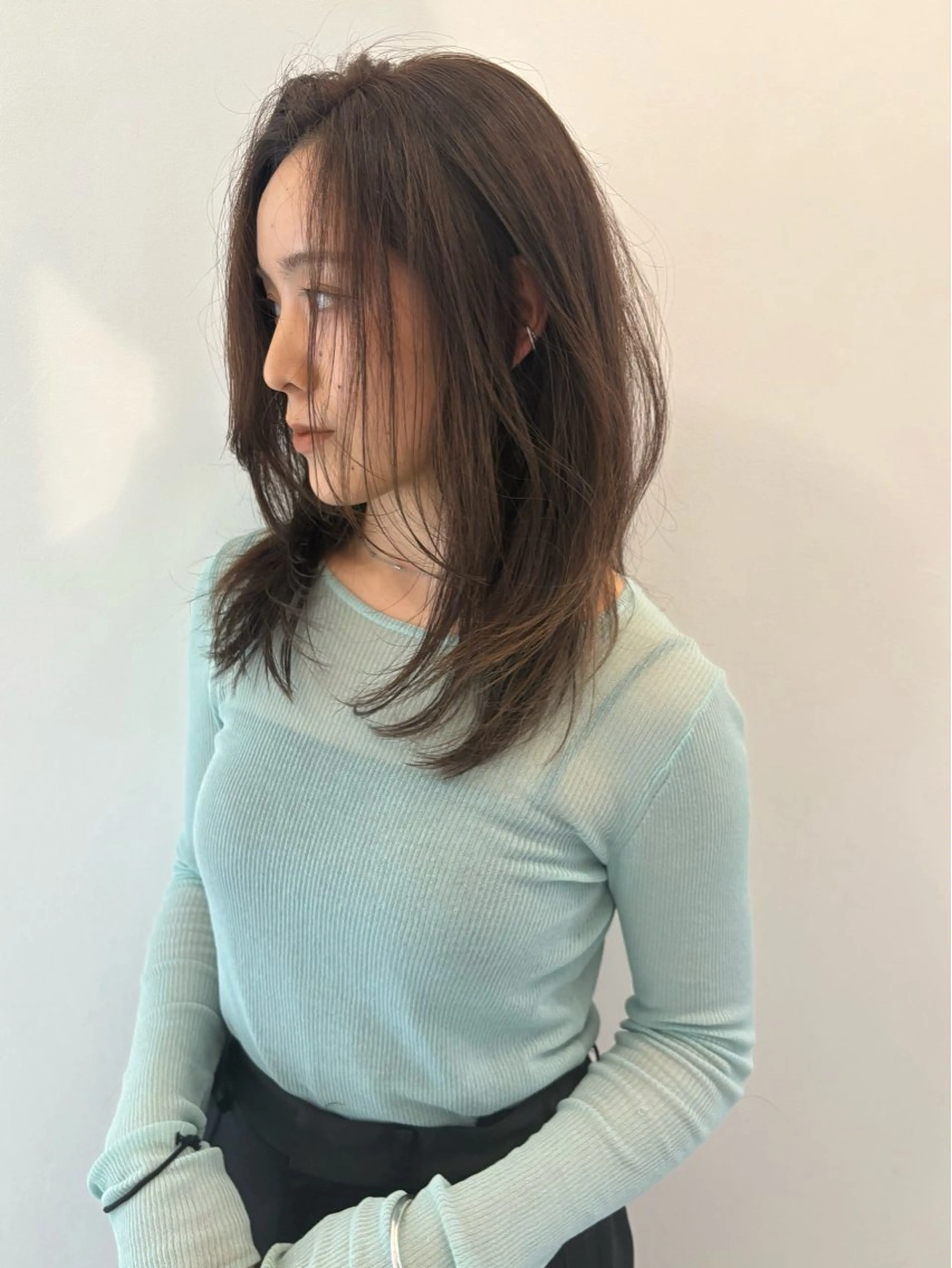 セミロング レイヤーカット カット ヘアカラー 鍬塚 聖哉のヘアスタイル