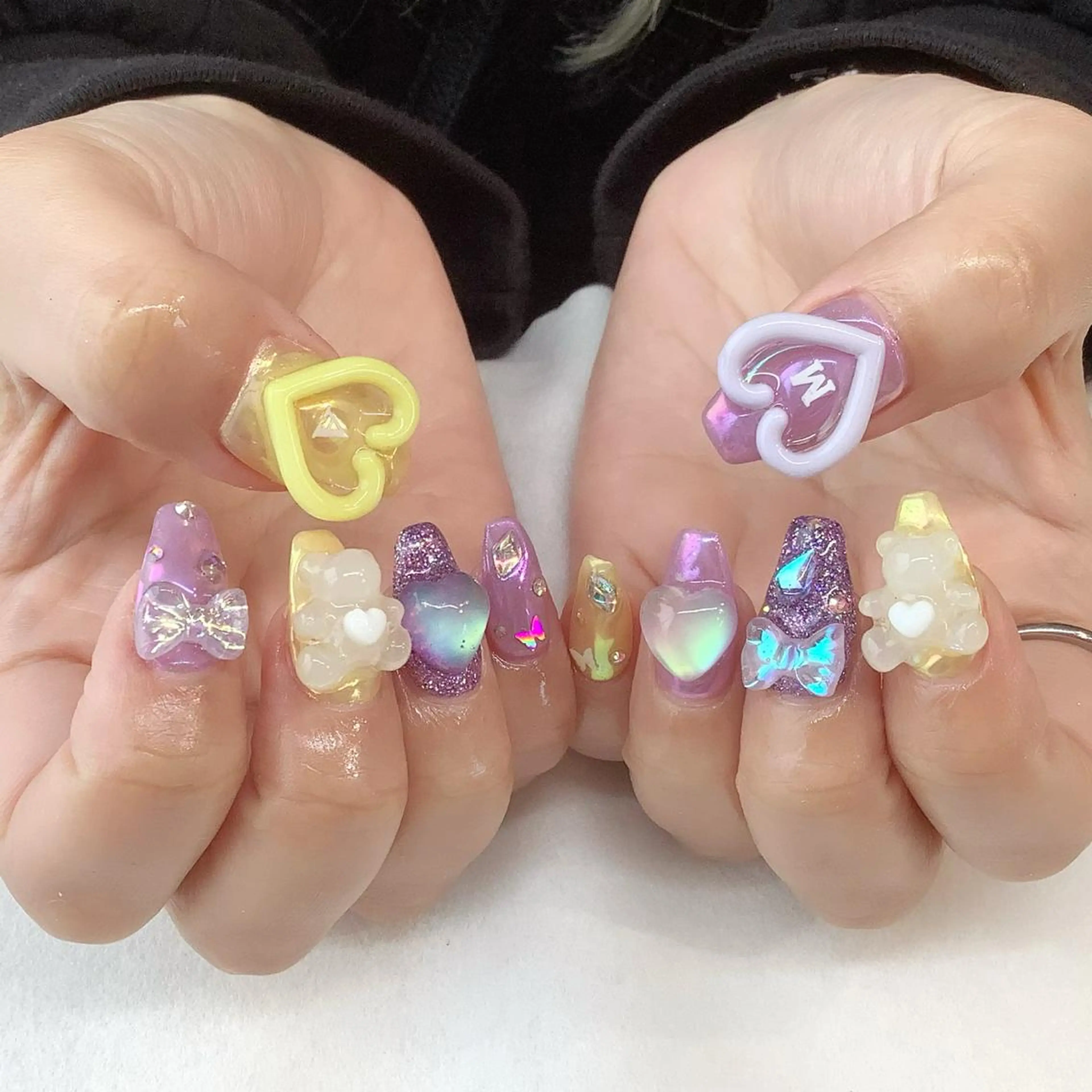 ネイル ハンドネイル 💎🐰 saki. m 🐰💎のネイルデザイン