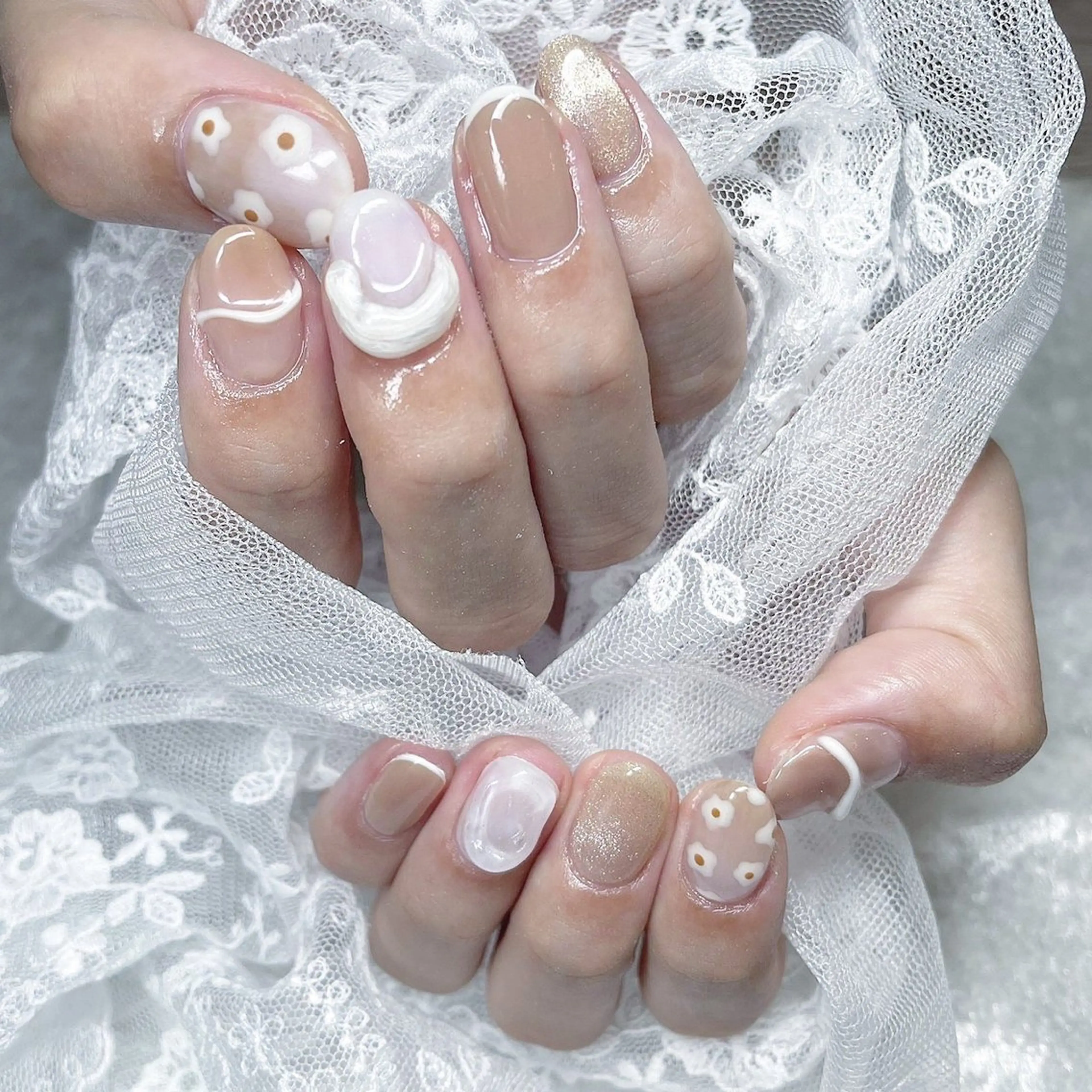 ネイル ハンドネイル フットネイル Minami 🍓のネイルデザイン