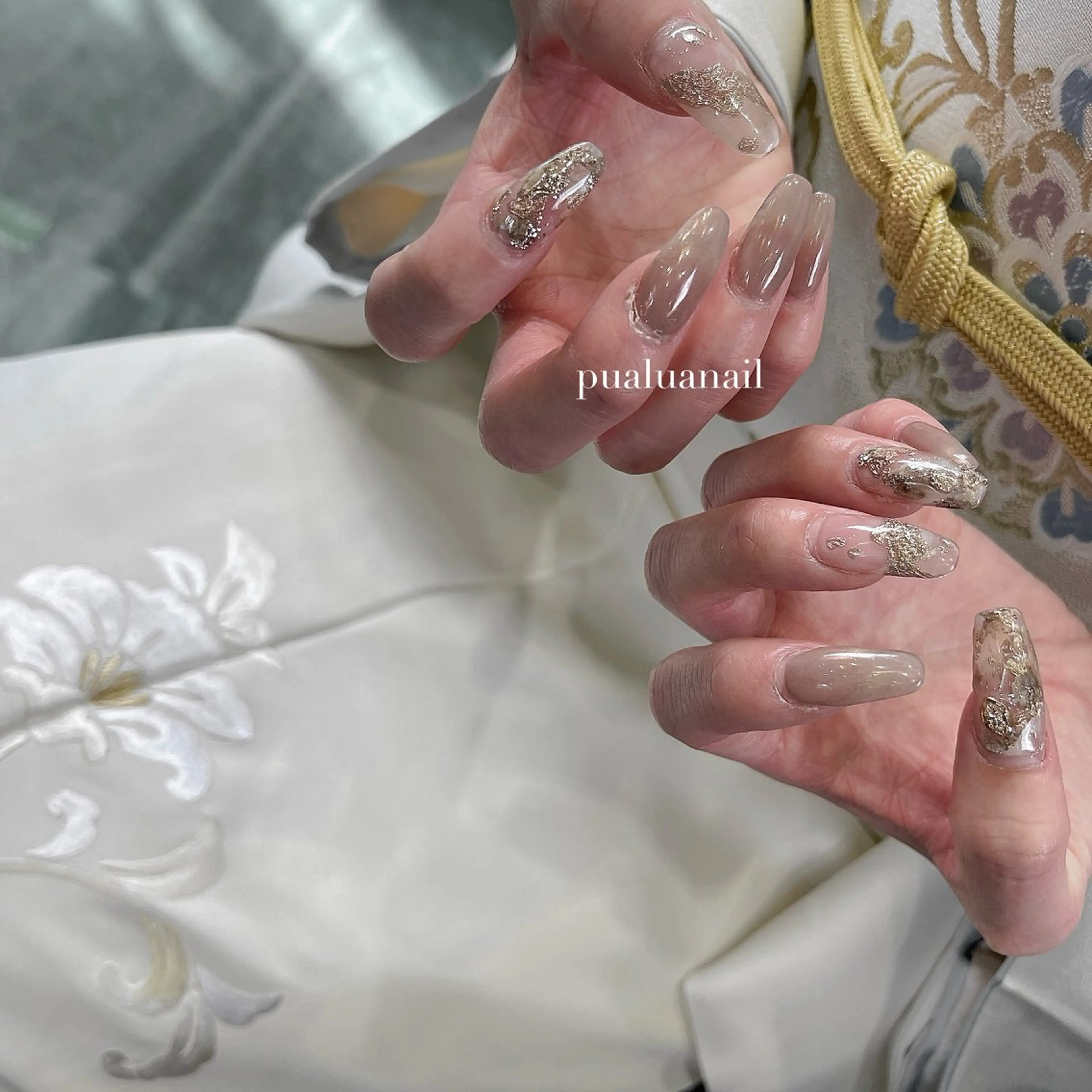 ネイル 成人式 ニュアンスネイル ハンドネイル pualua miharuのネイルデザイン