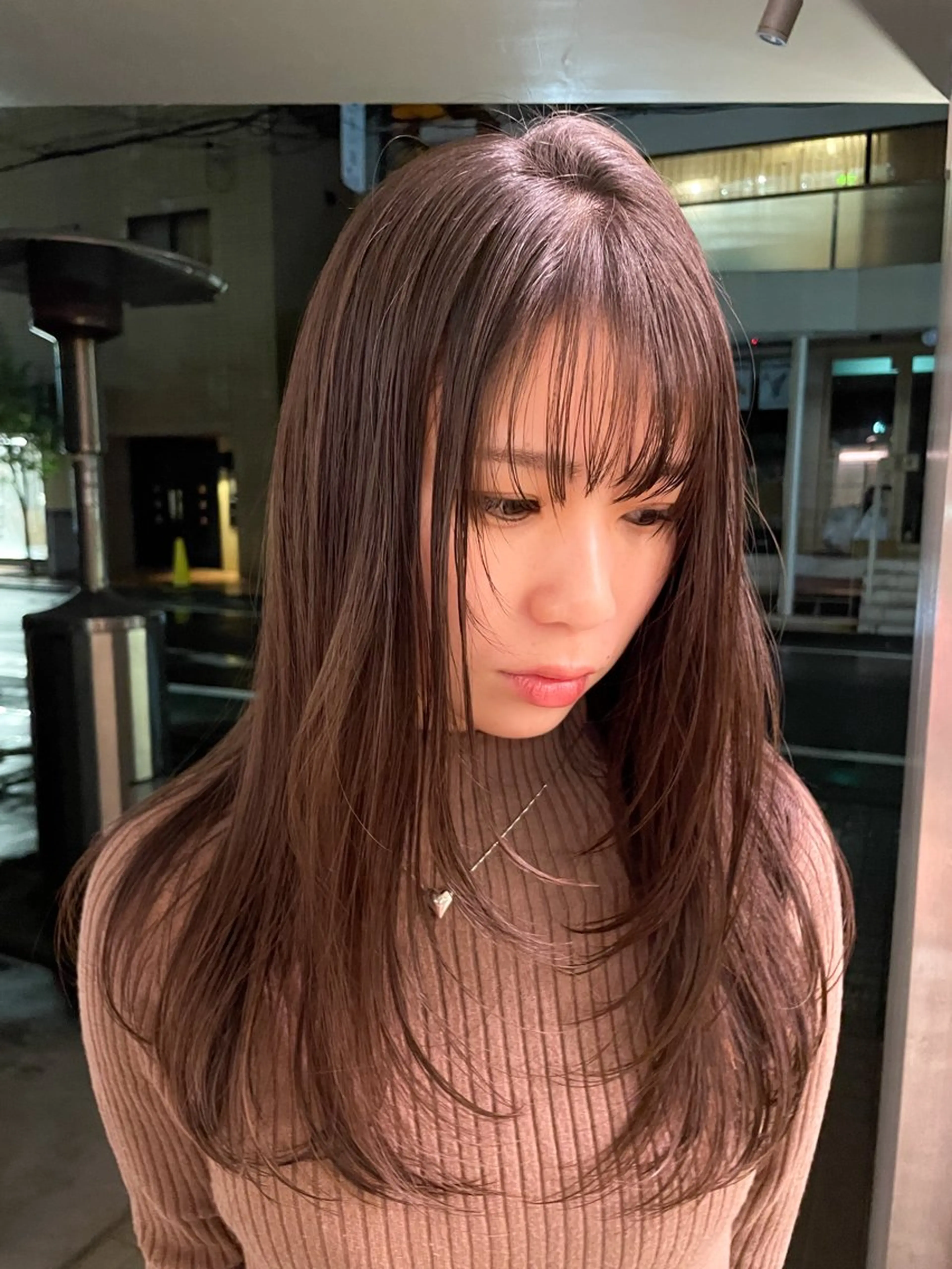 ミディアム FILMS 綾菜のヘアスタイル