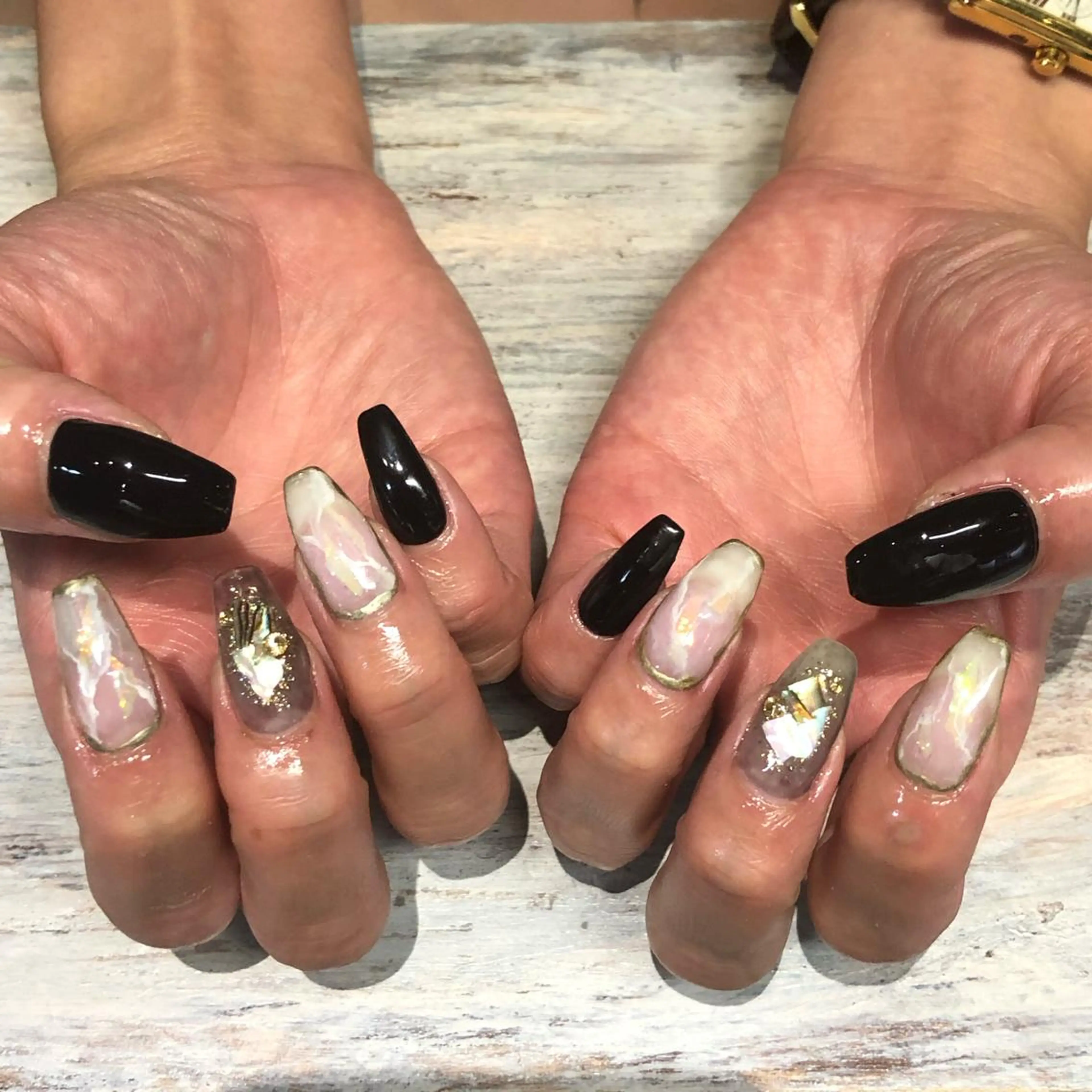 ネイル crestnail所属・小林 束紗のネイルデザイン