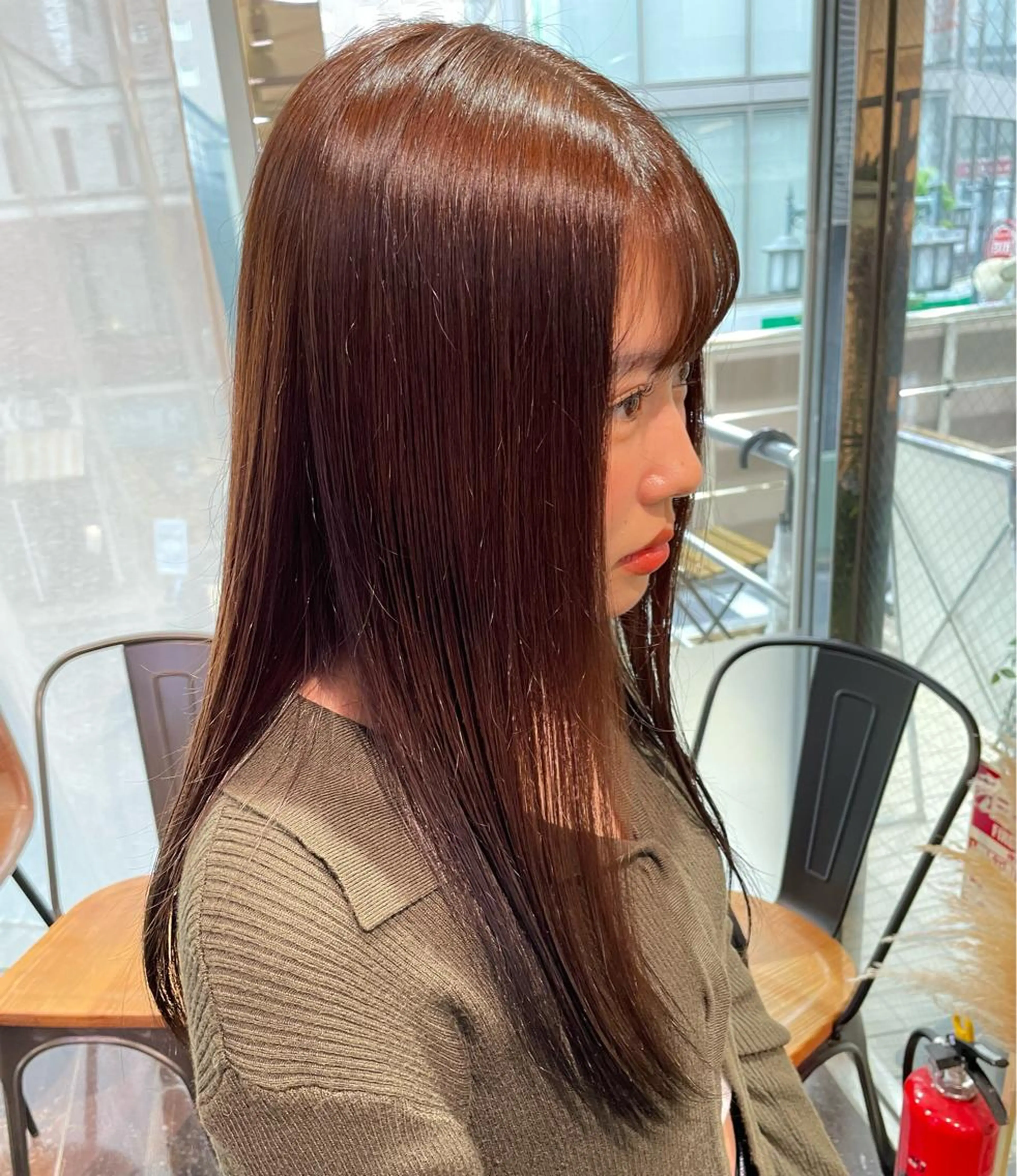 【顔周り】酸性ストレート✨️の写真