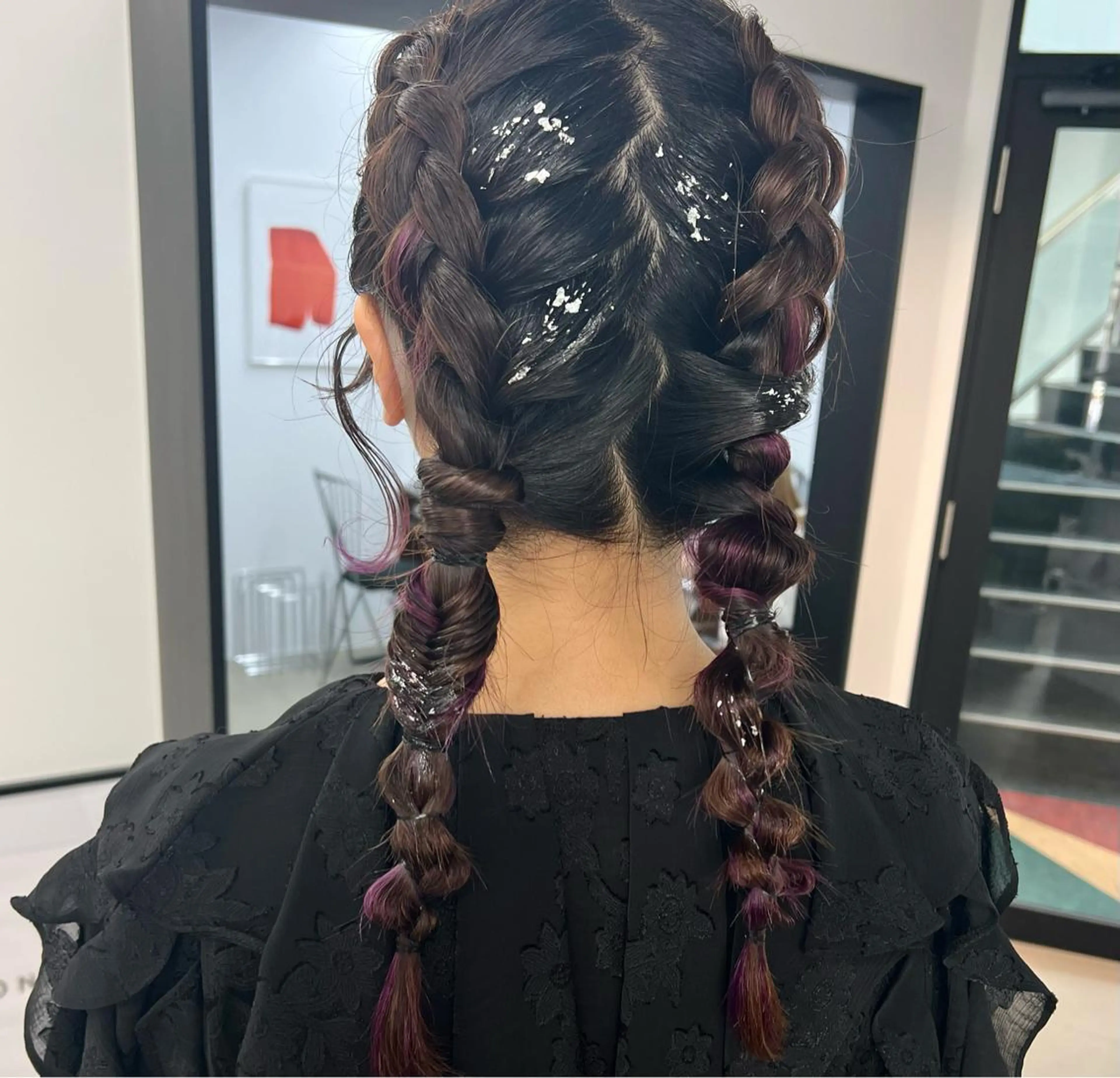 ロング ヘアアレンジ Nico所属・Nico🌛 Karenのネイルデザイン