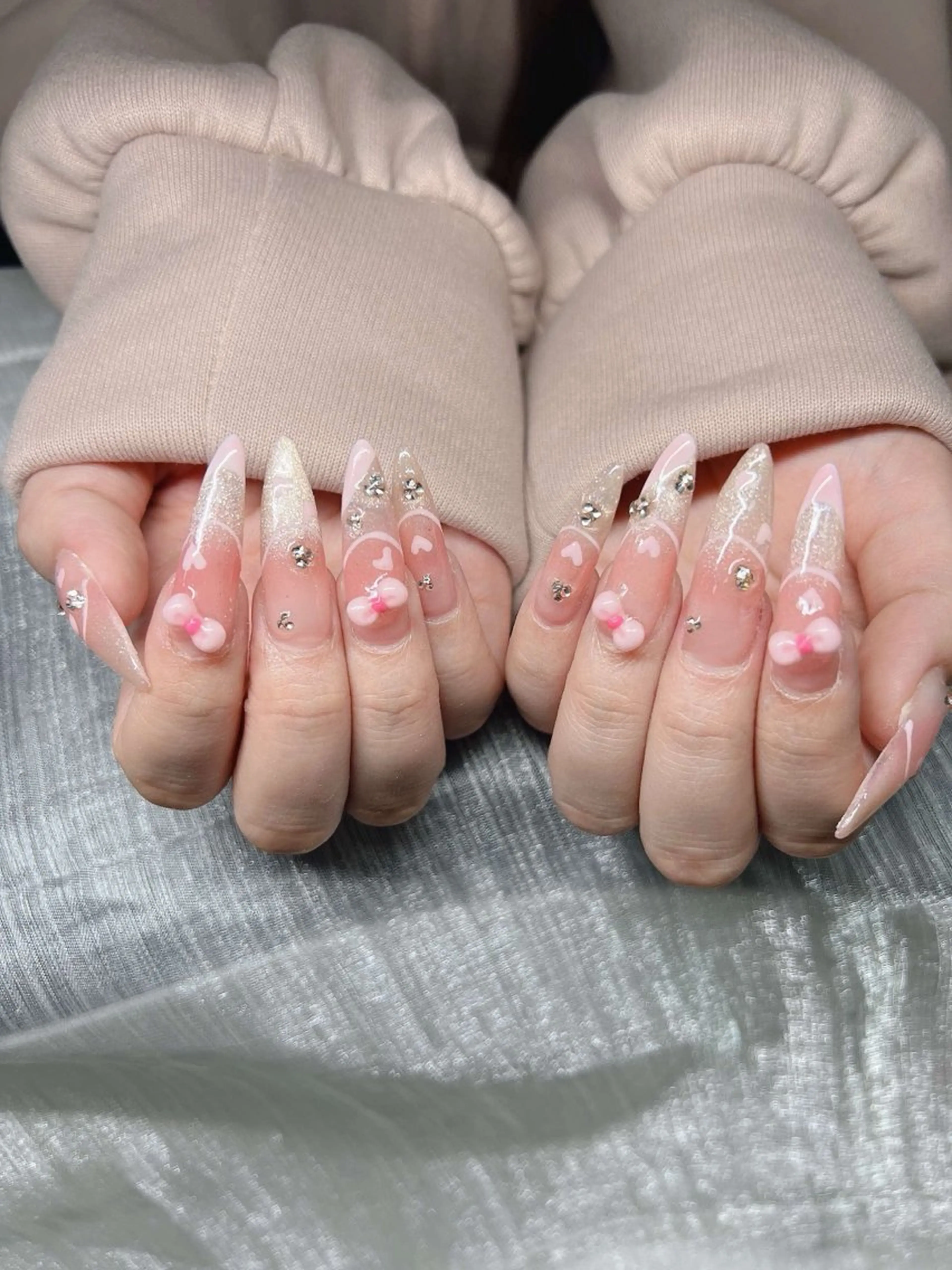 ネイル オーロラネイル チークネイル 長さ出し フットネイル フレンチネイル Lee Nails チップ長さだし専門店のネイルデザイン