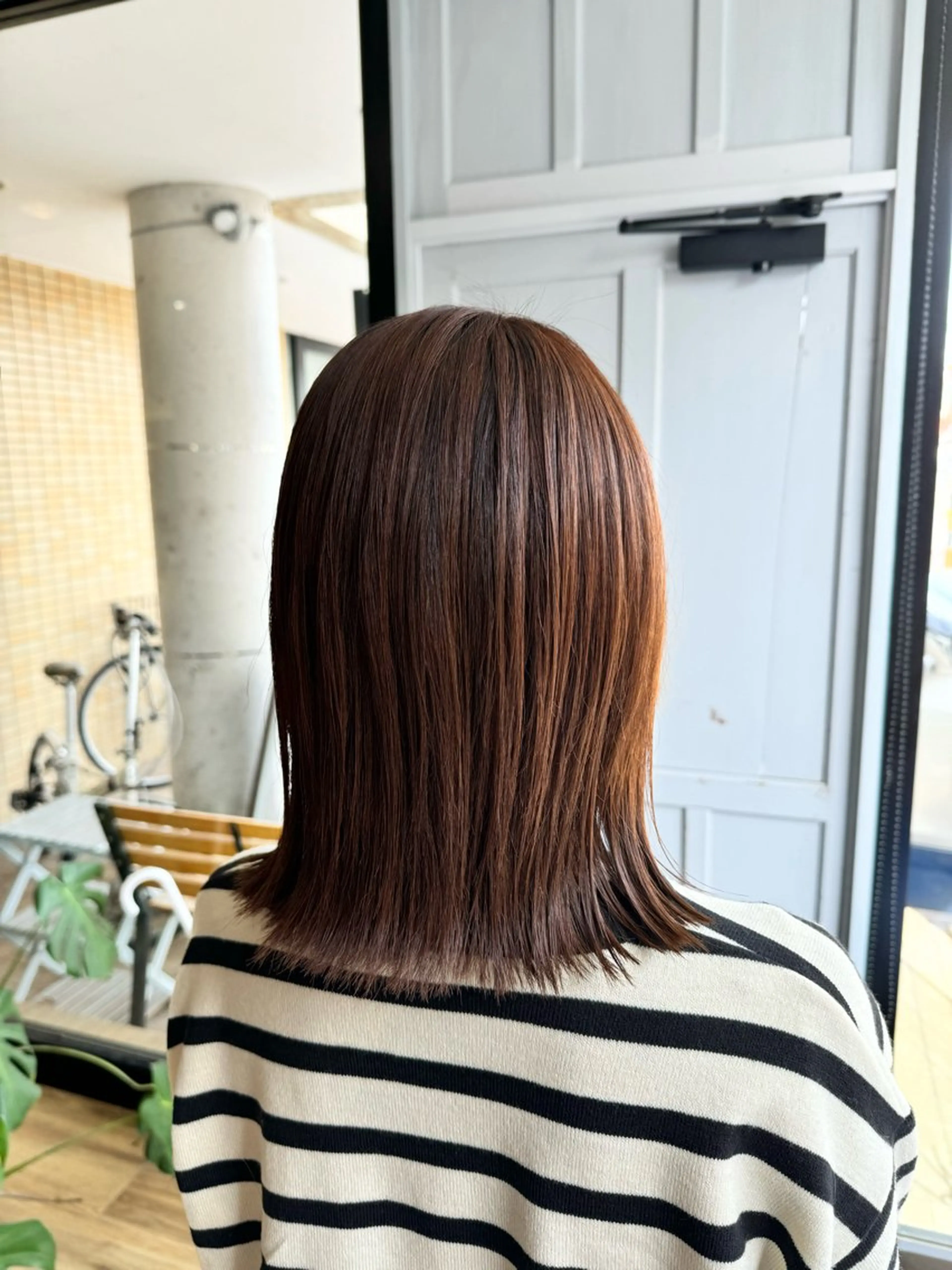 セミロング カラー ベージュカラー ピンクカラー ピンクベージュ カット ヘアカラー トリートメント ツキダテ ユイのヘアスタイル