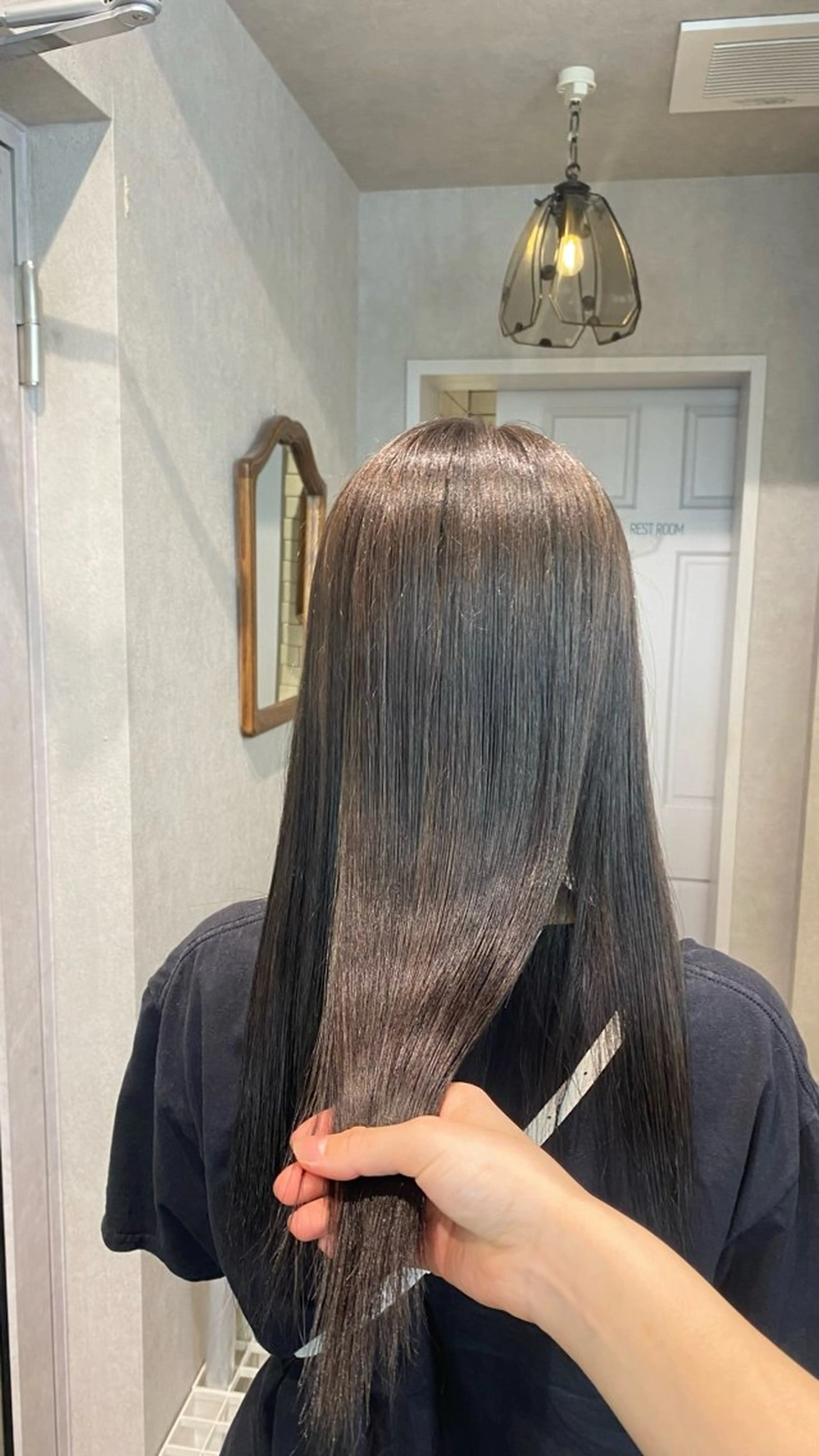 ミディアム カラー ブラウンカラー ヘアカラー 派手髪ハイトーン💛 ネイル💅まりなのヘアスタイル