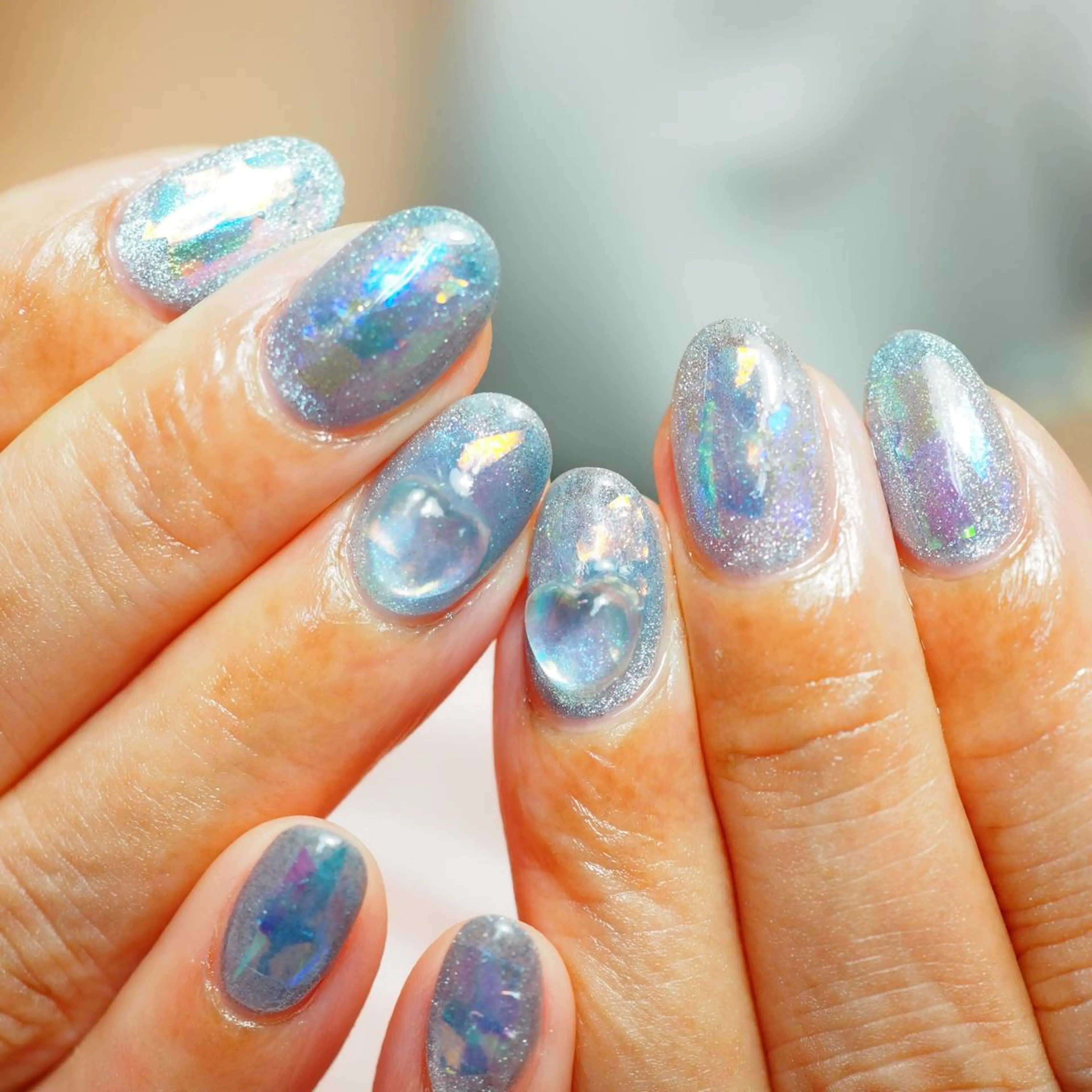 ネイル オーロラネイル ハンドネイル 深爪を断らない スカルプ高評価店のネイルデザイン