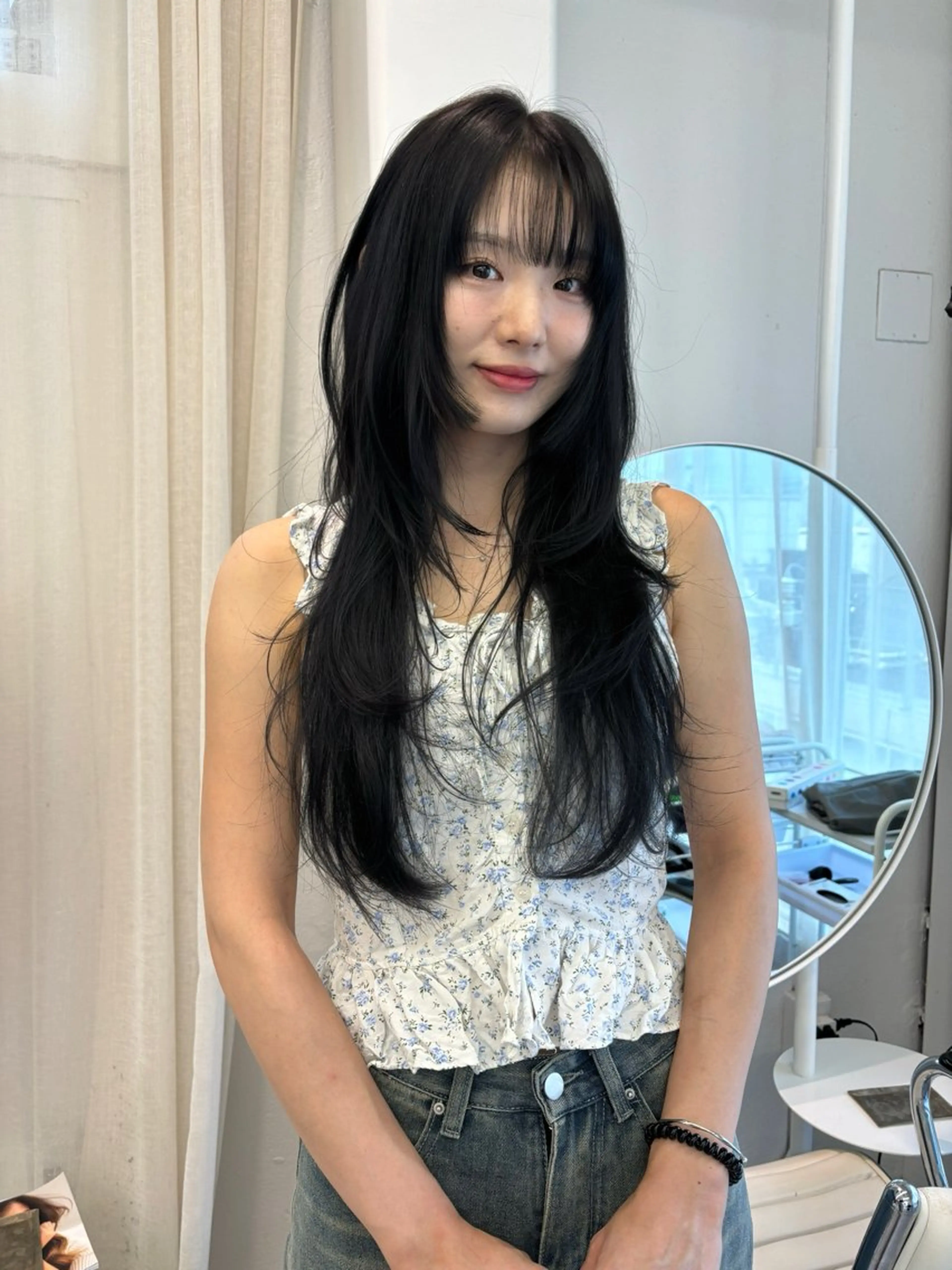 ロング カラー 韓国風ヘア レイヤーカット 小顔カット カット ヘアカラー トリートメント レイヤーカット🎀 kanaのエステ・リラクイメージ