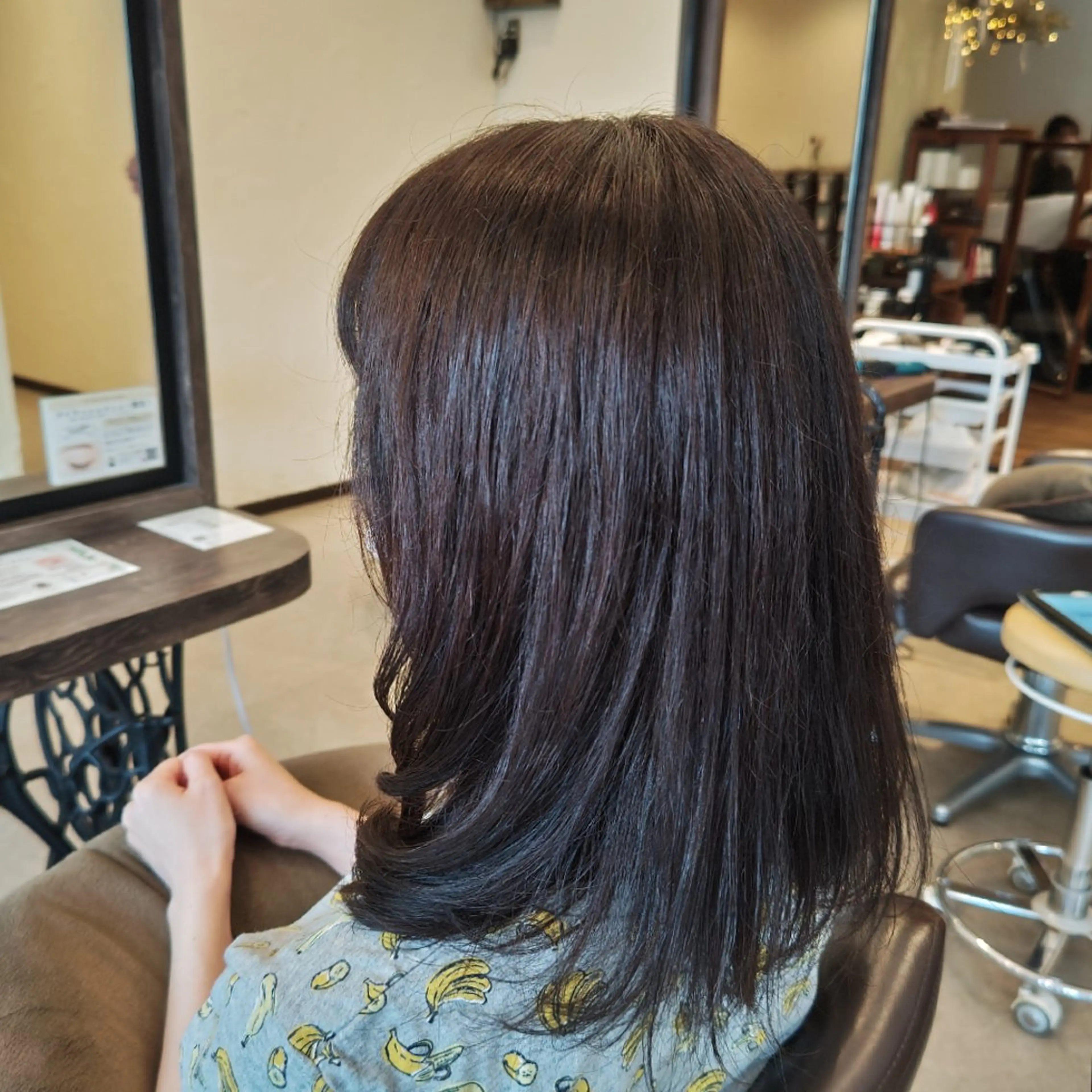 カラー アッシュ アッシュブラウン ブラウンカラー 吉田 彩のヘアスタイル