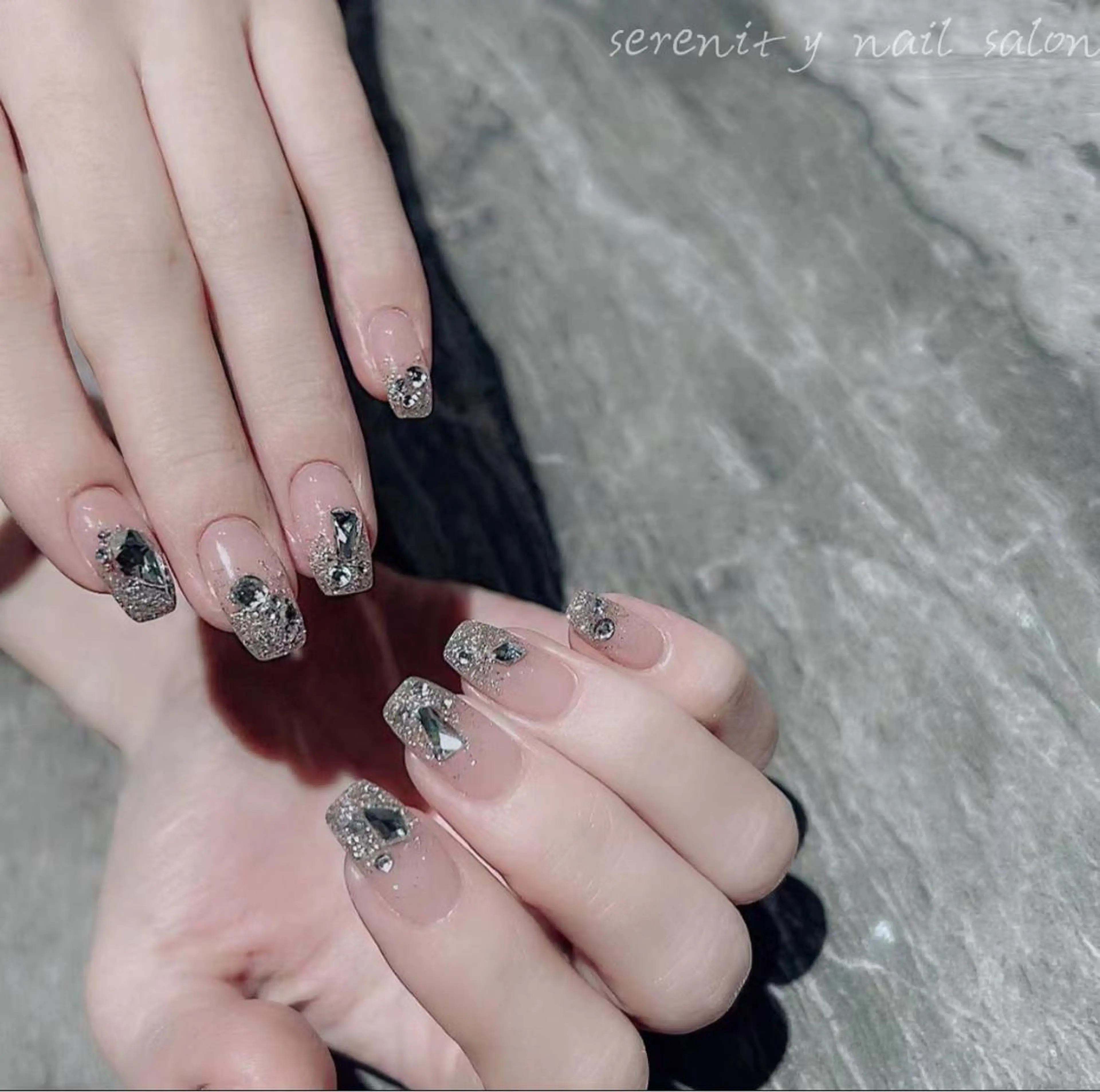 ネイル ハンドネイル ハンドケア ✨Serenity Nail salonのネイルデザイン